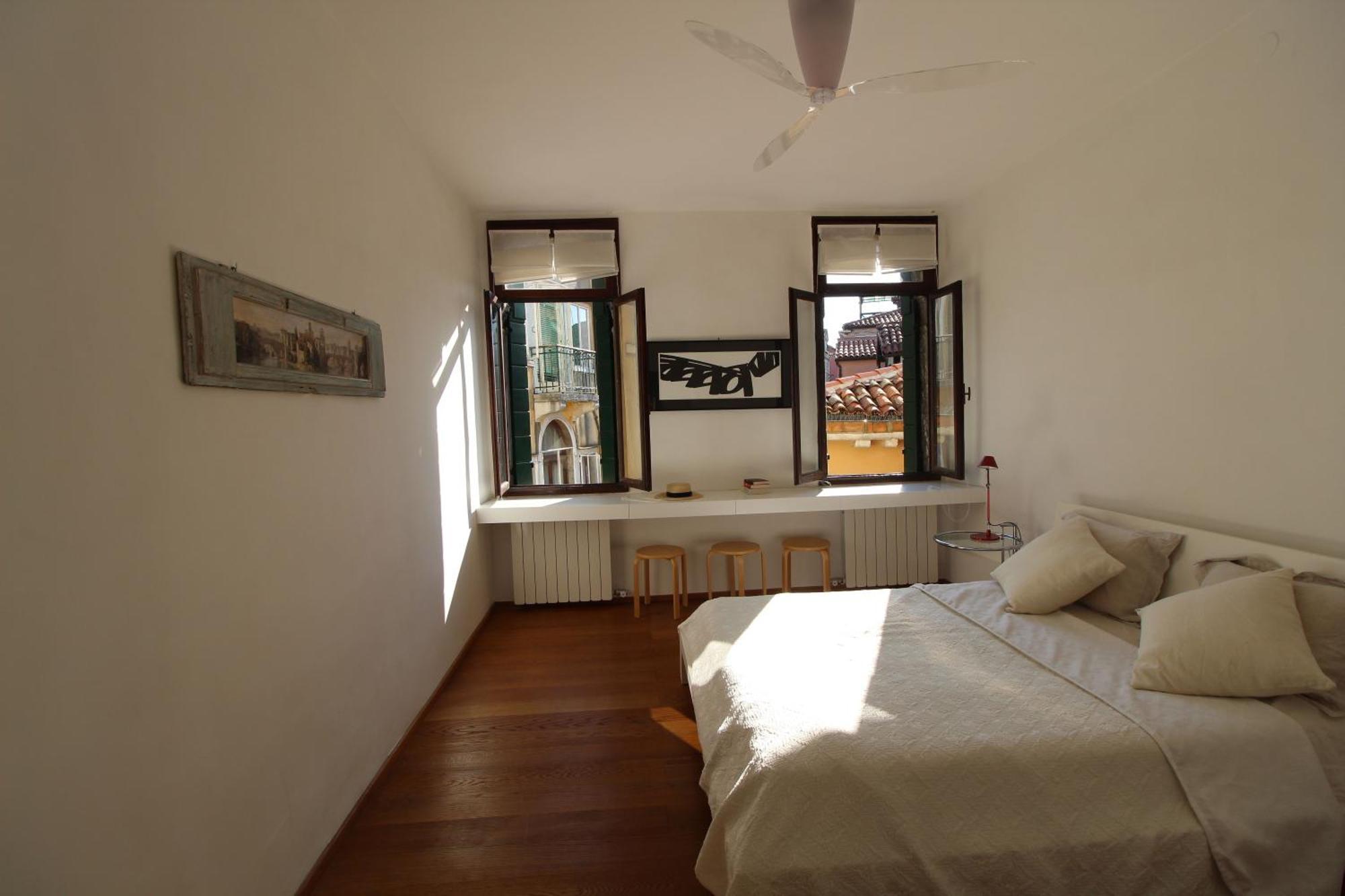 Stunning In The Heart Of Apartment Venice