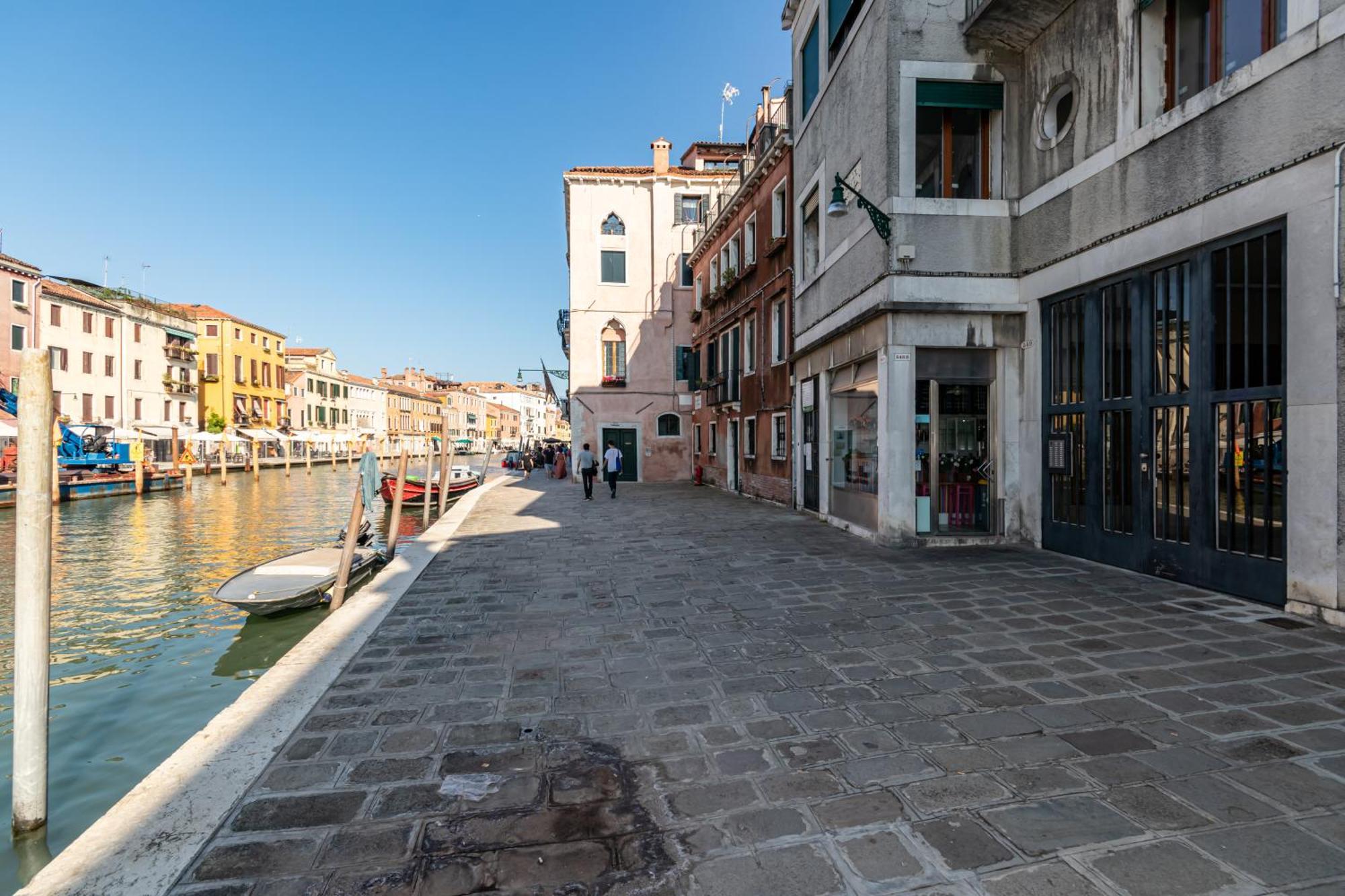 Charming In Venice!