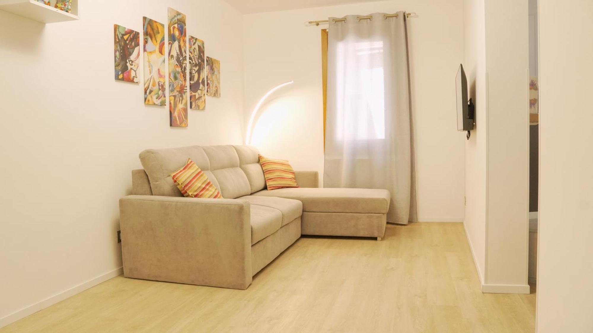 Theglasshouse Apartment *