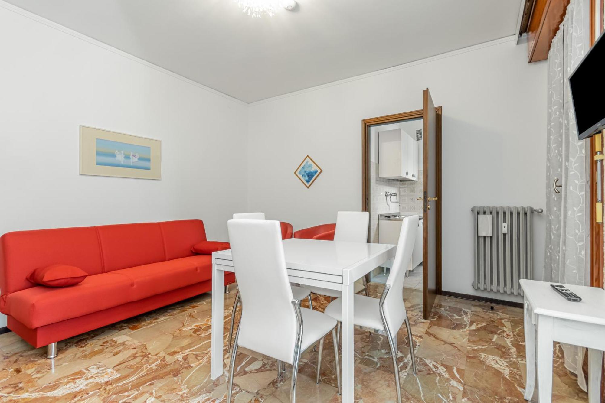 Apartamento In Mestre With Parking! Veneza