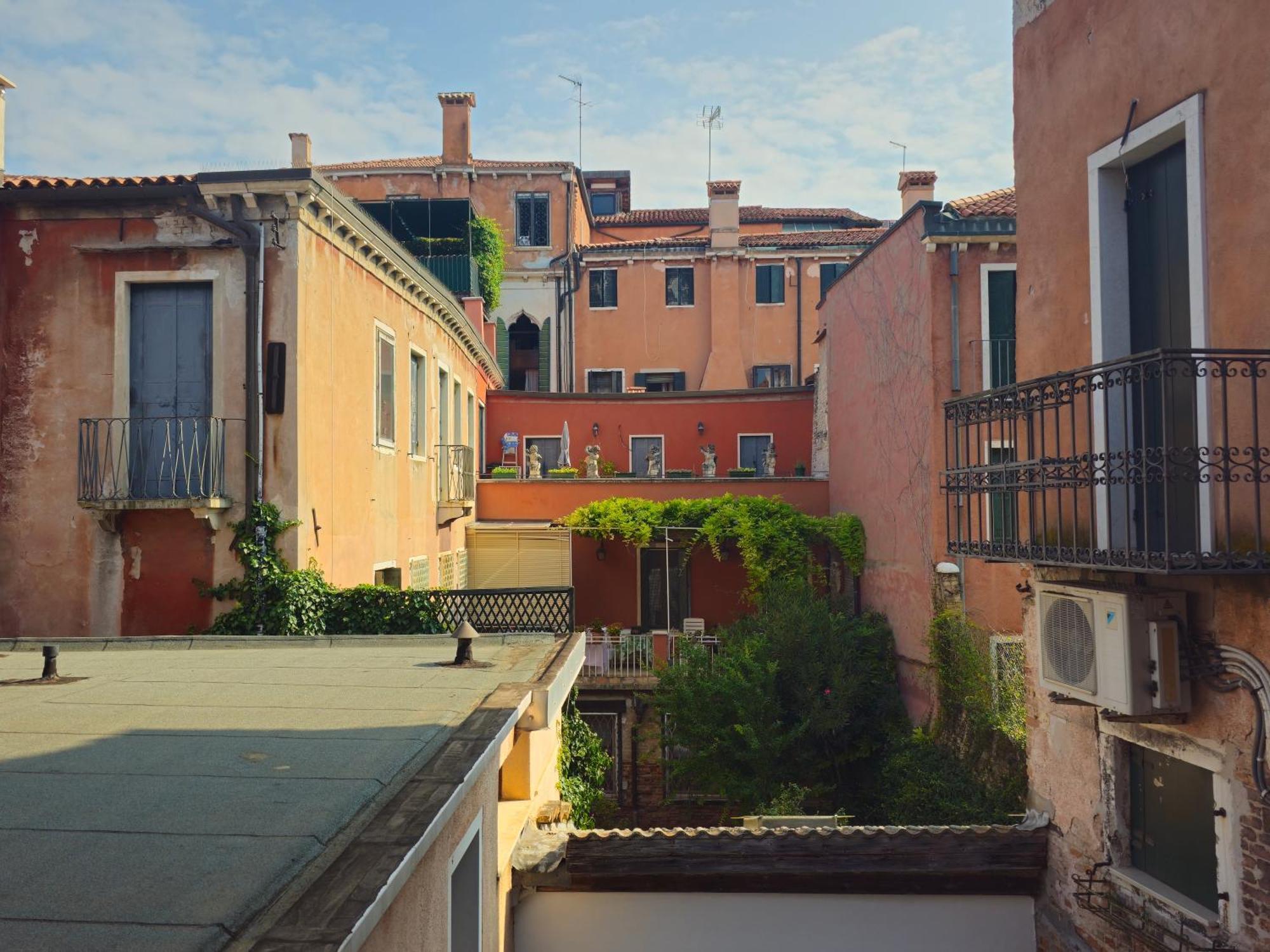 Ca' De Grandis * Venice