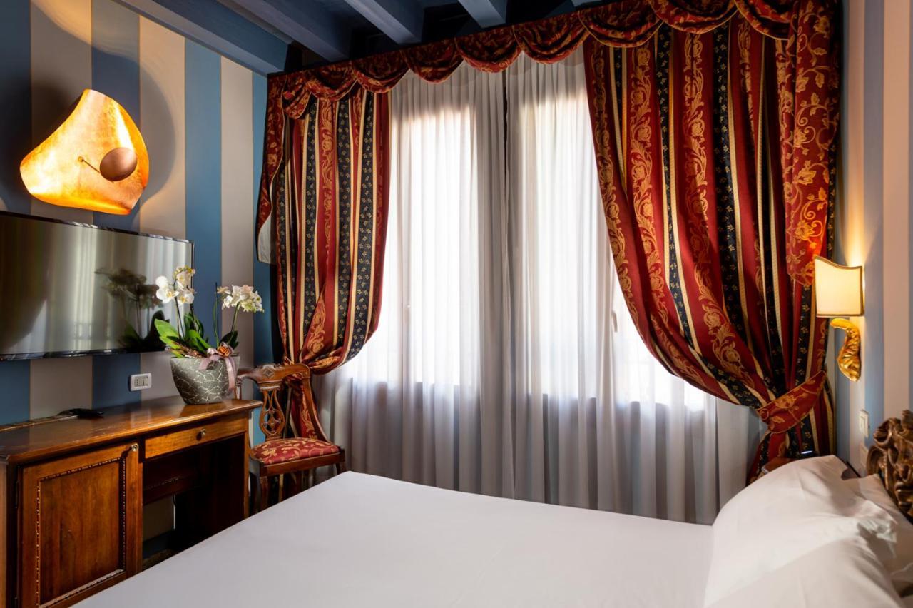 Tiziano 3* Venice