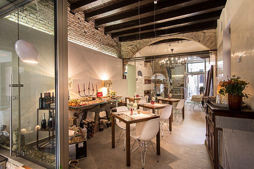 Hotel Corte Di Gabriela 4*