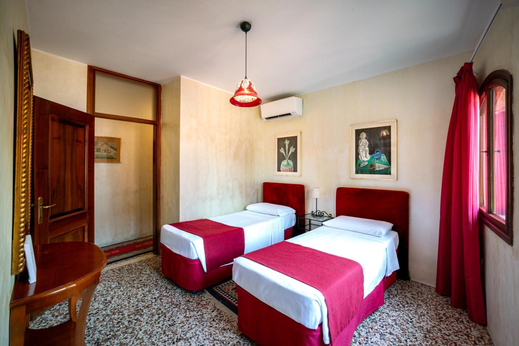 Palazzo San Luca 3* Veneza