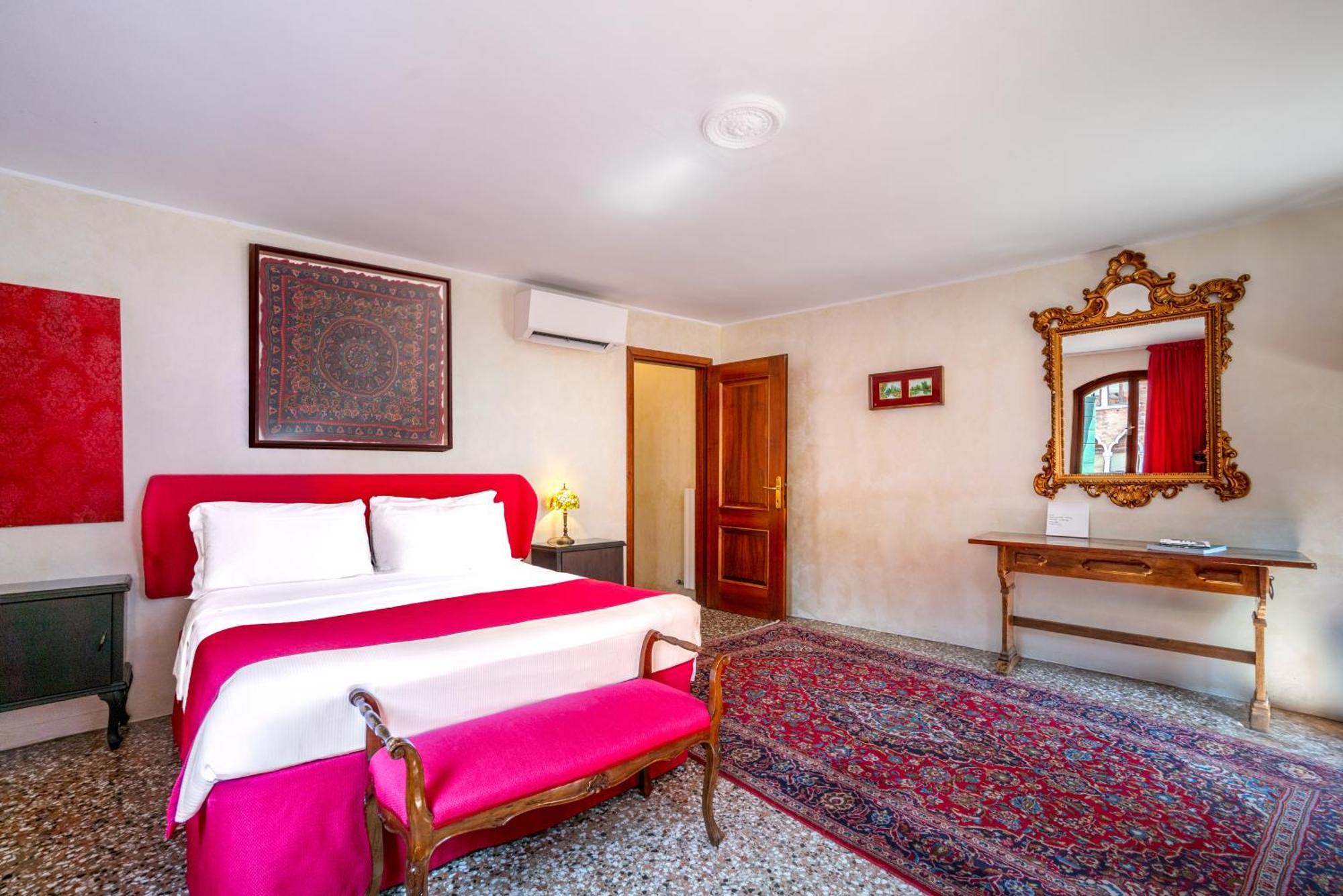 Palazzo San Luca 3* Veneza