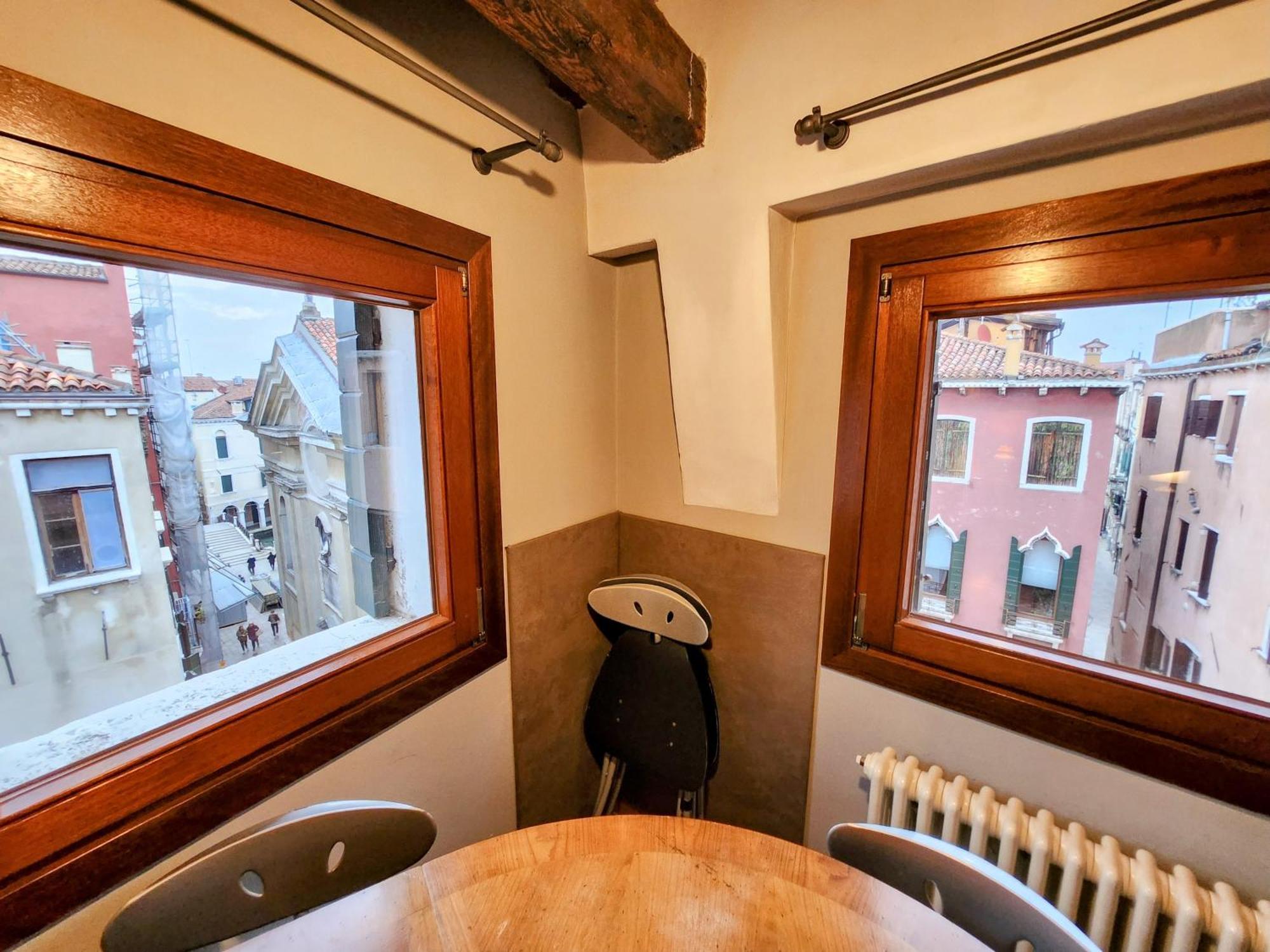 Apartment Casanova Penthouse In The Heart Of Venice