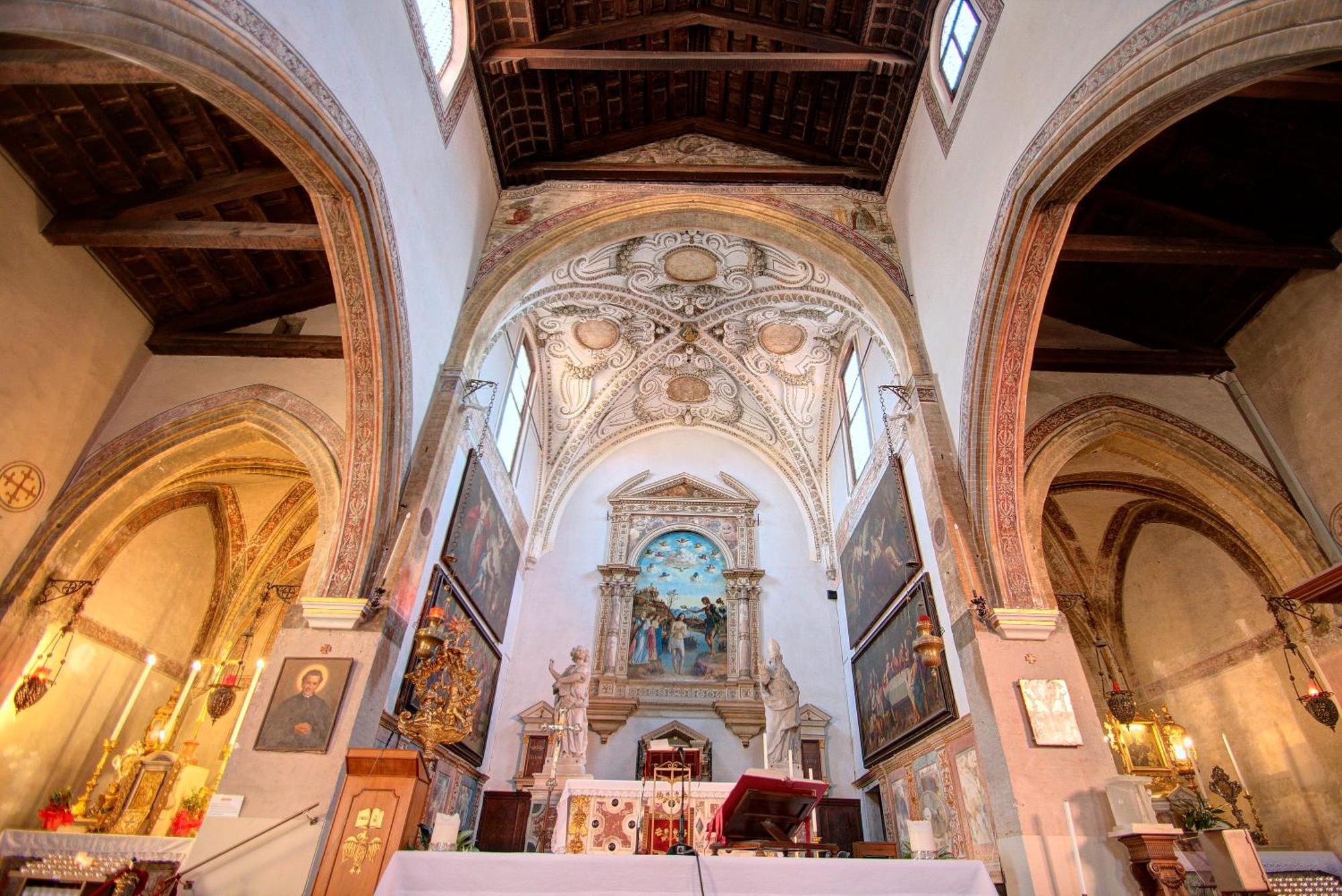 Basilica-terrace