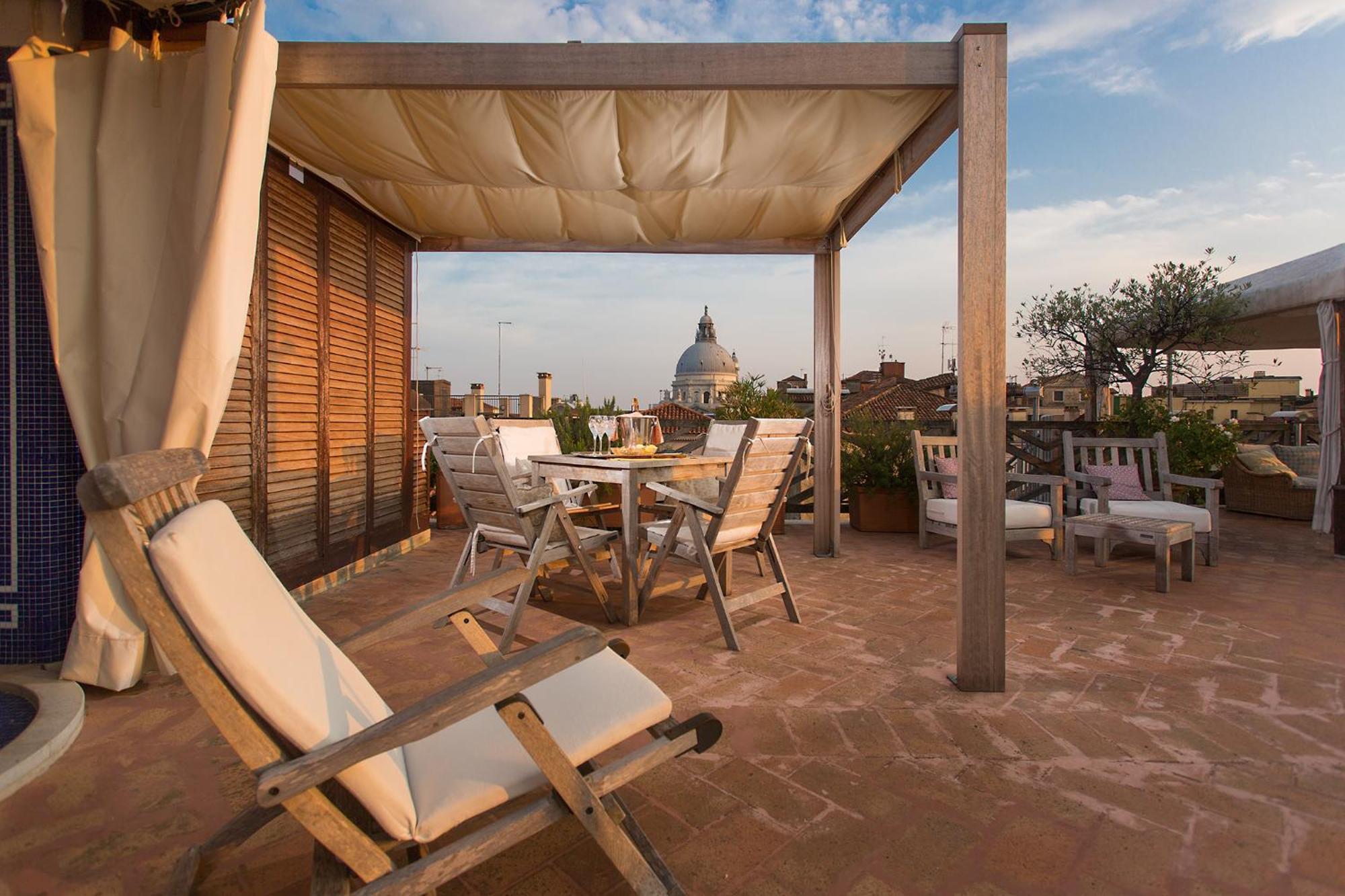 Hotel Saturnia & International Venice