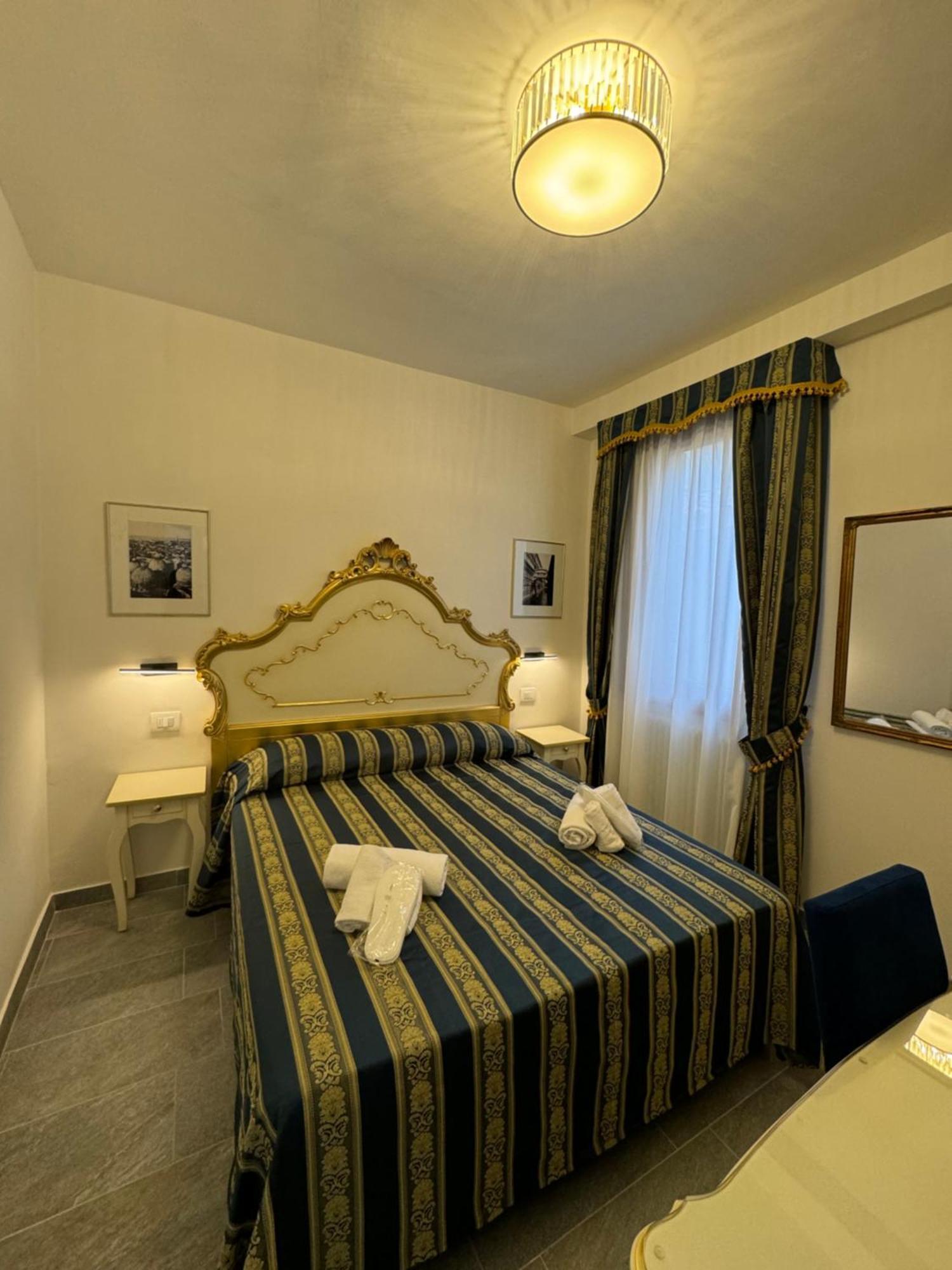 Ca'paradiso Guest house *