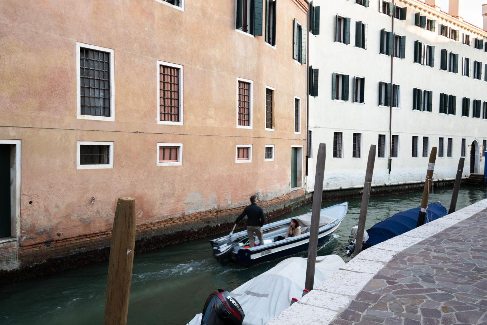 Lemon House * Venice