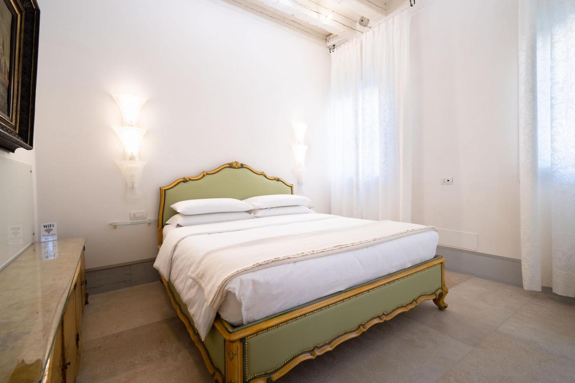 Lemon House Venice