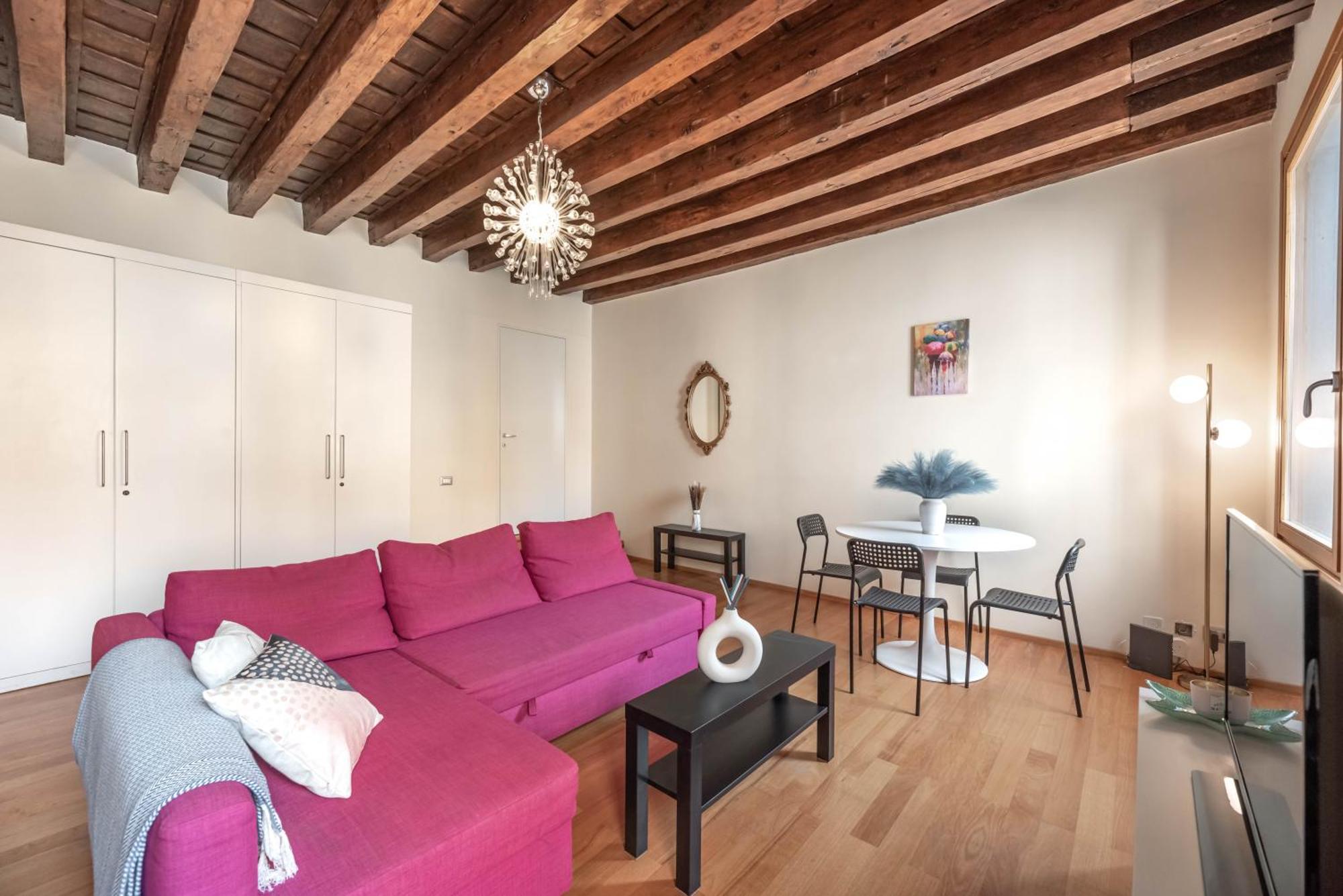 Davanti La Basilica Del Giglio-san Marco Apartment Venice