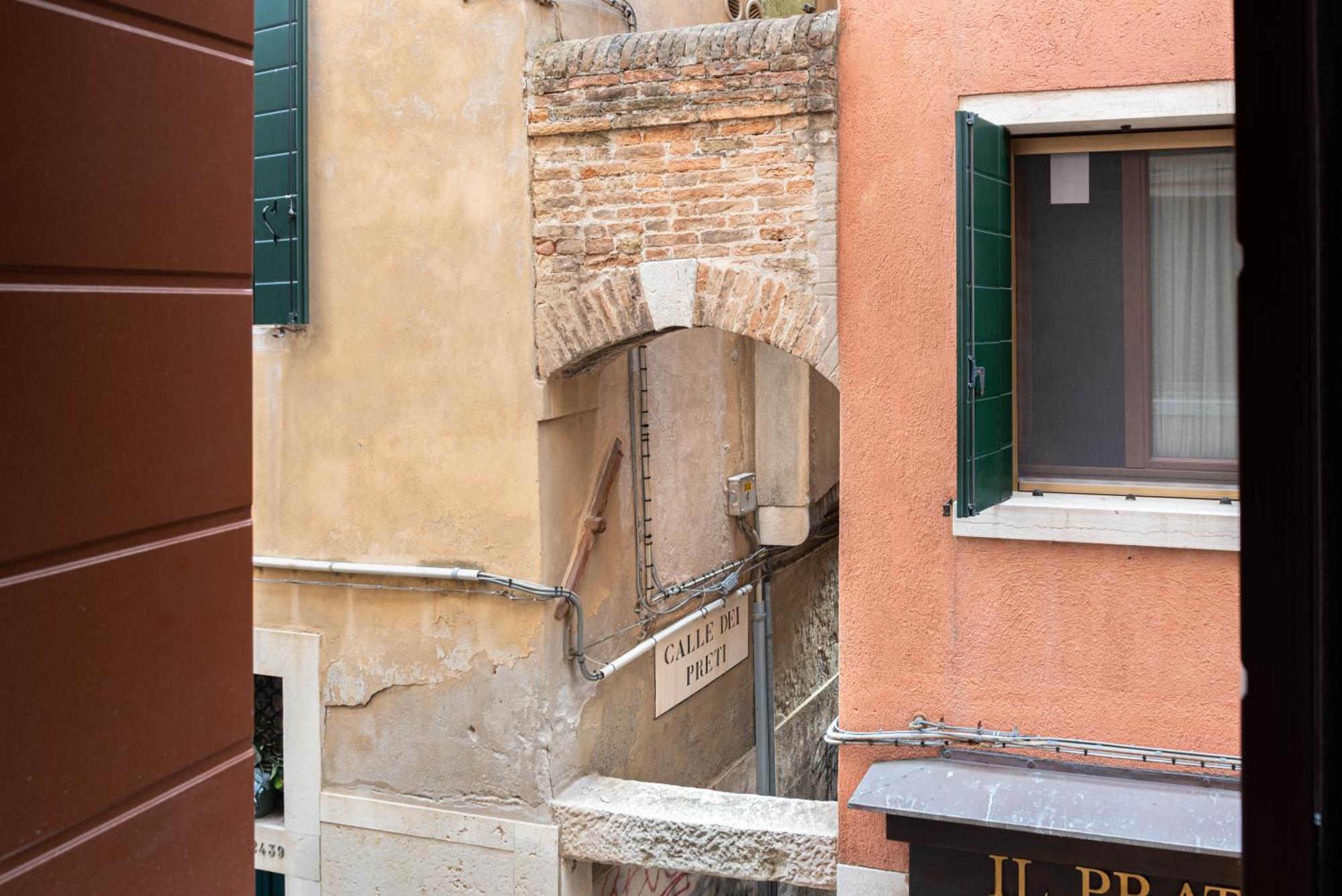 Davanti La Basilica Del Giglio-san Marco Apartment Venice