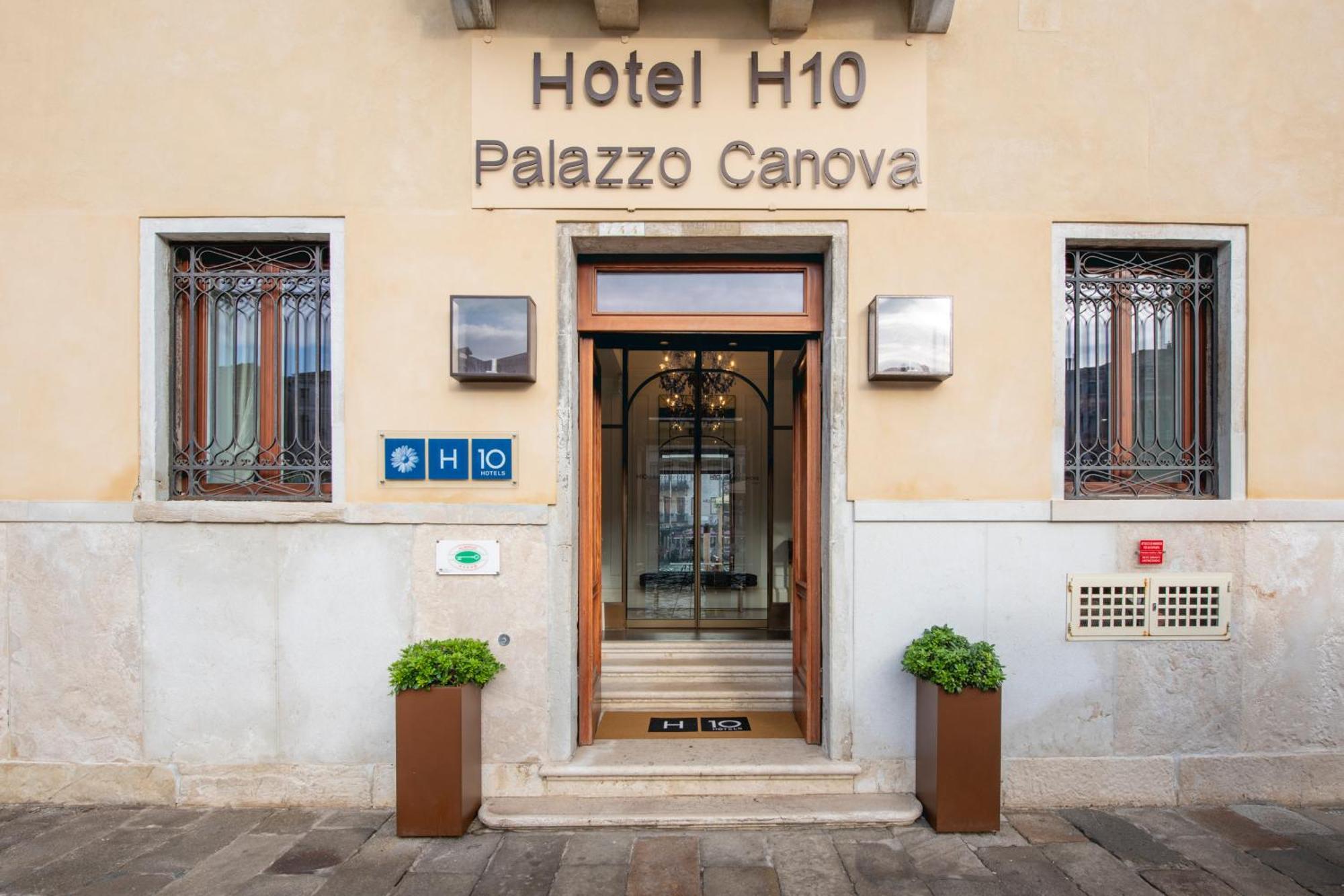 H10 Palazzo Canova