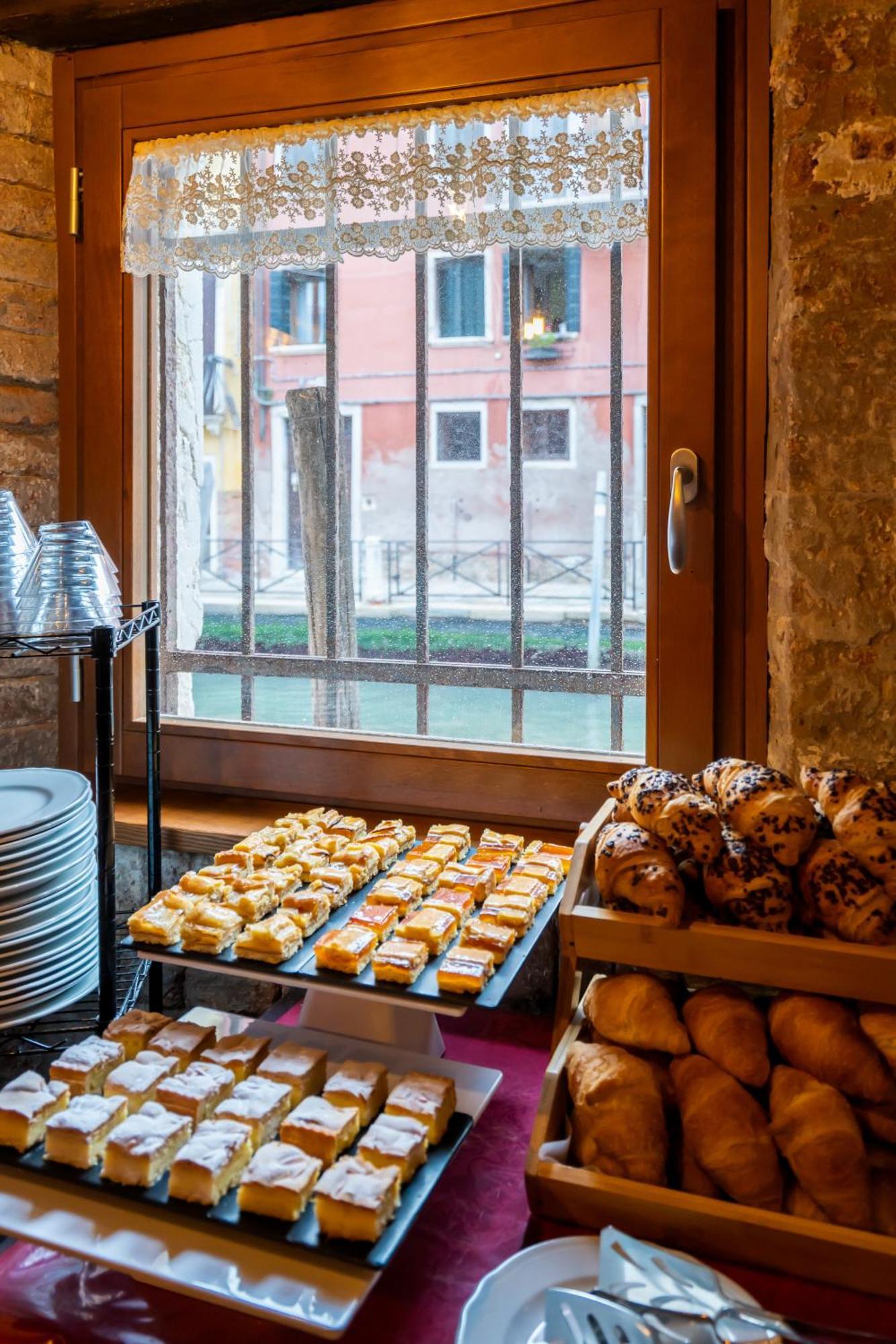 Hotel Tintoretto