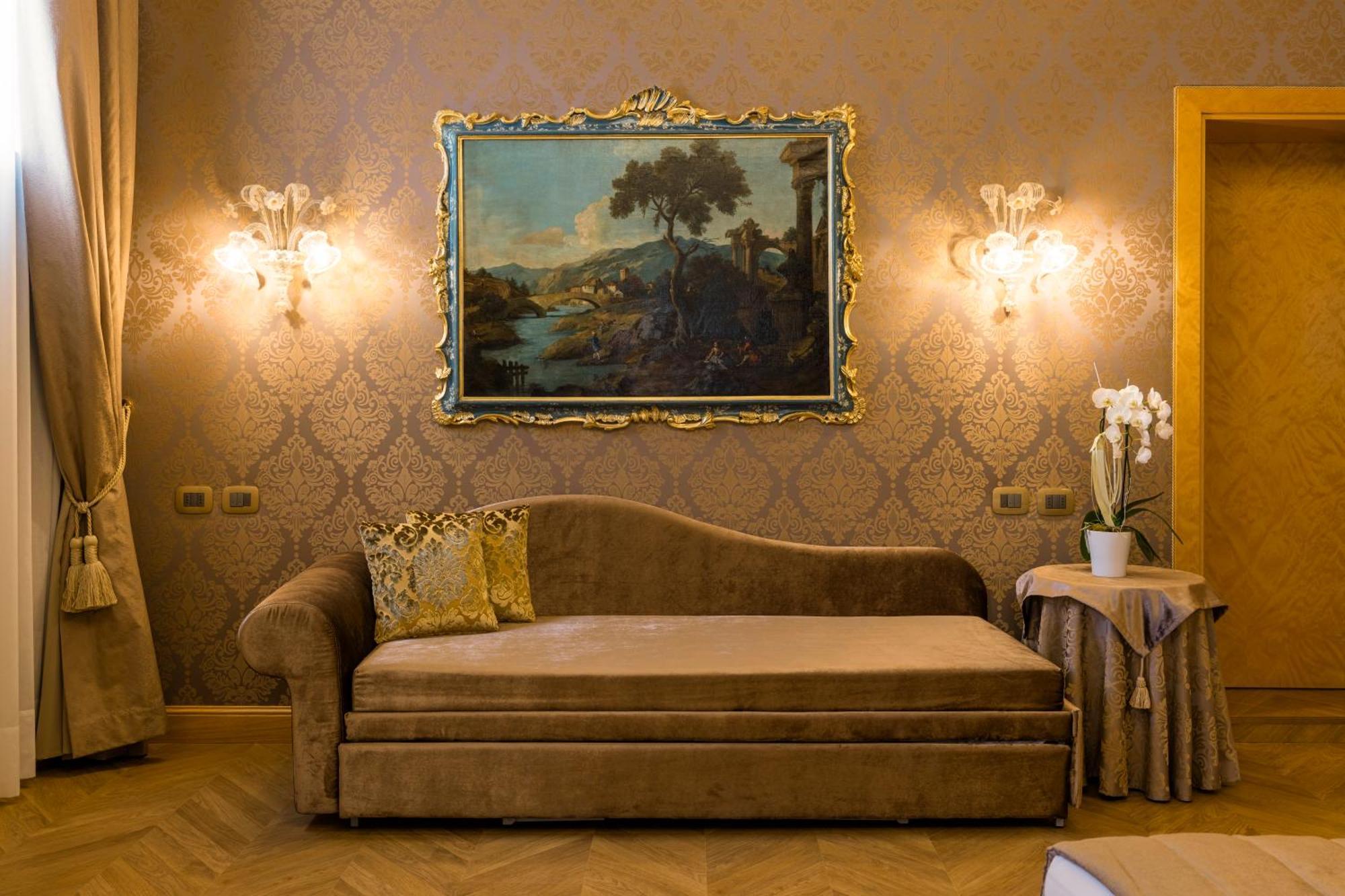 Palazzo Dei Mori 3* Veneza