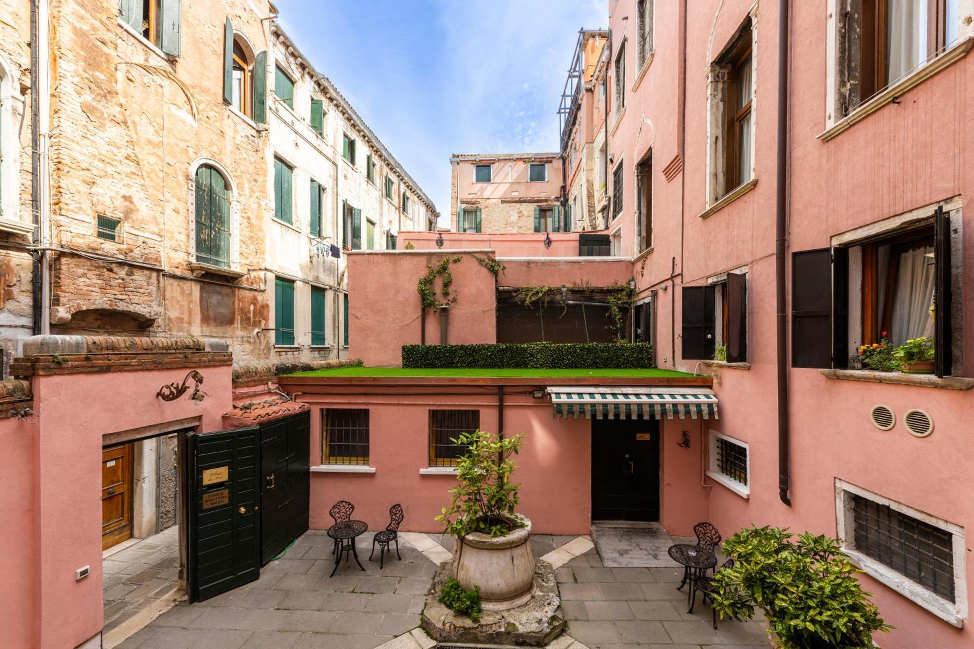 Hotel Palazzo Dei Mori