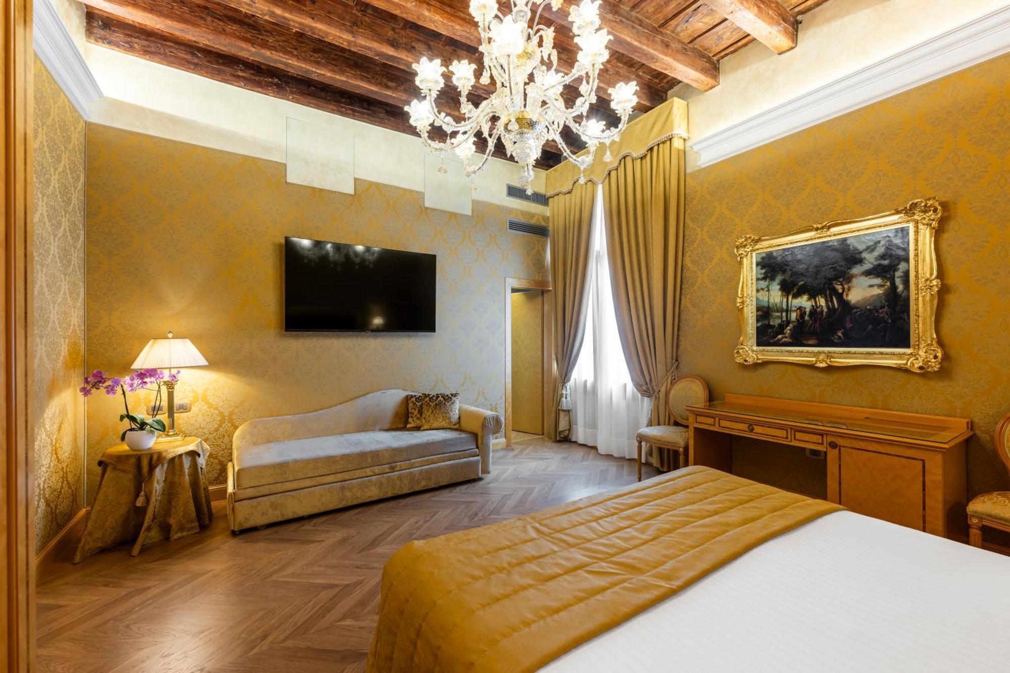 Palazzo Dei Mori Hotel