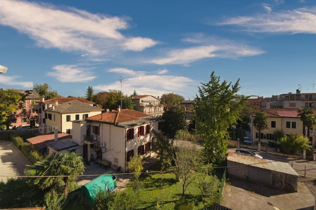Apartment Family House