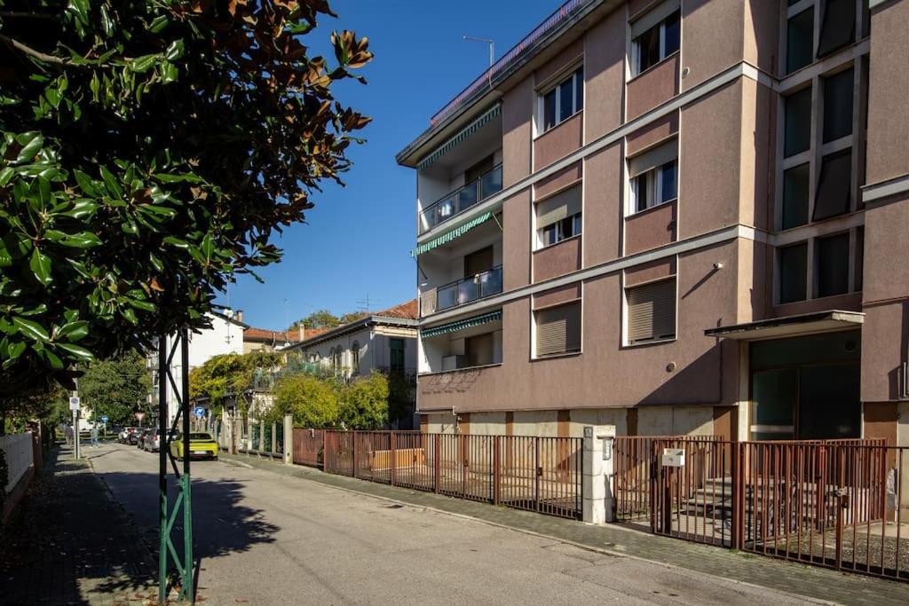 Family House * Venice