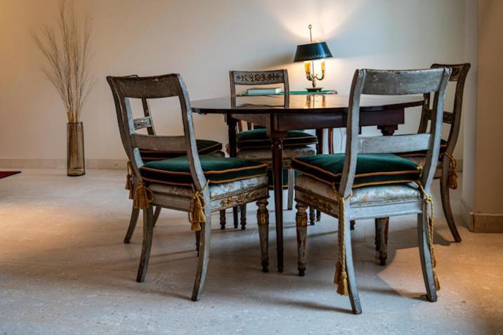 Grand Canal Diamond Apartment