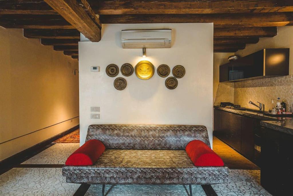 Raphael's Garden House Apartment