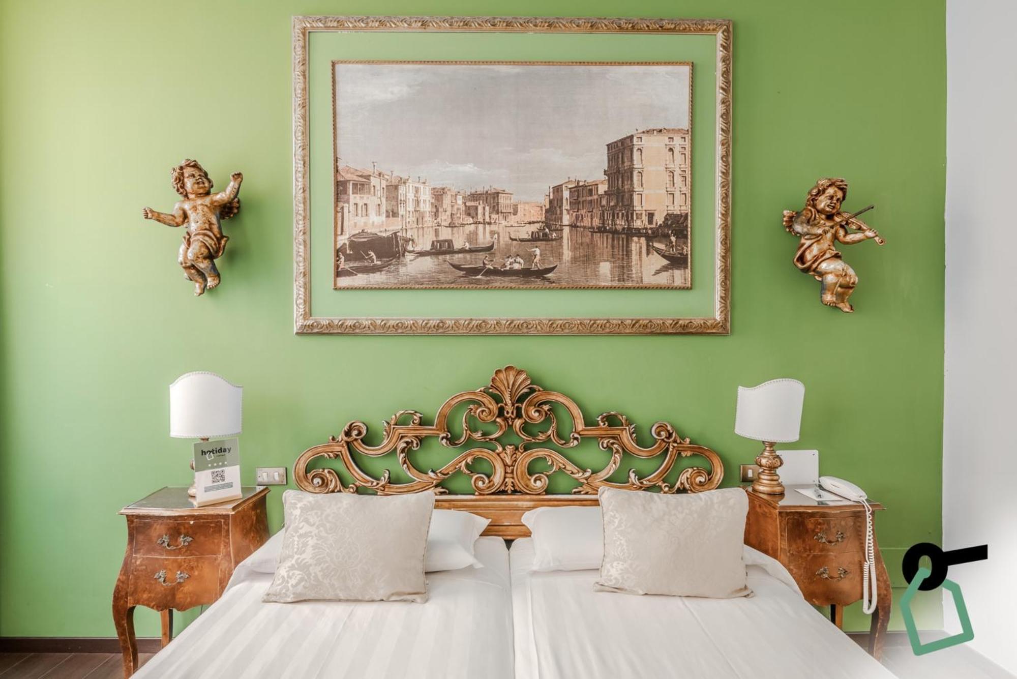 Hotiday Collection - Santa Lucia Hotel 4*