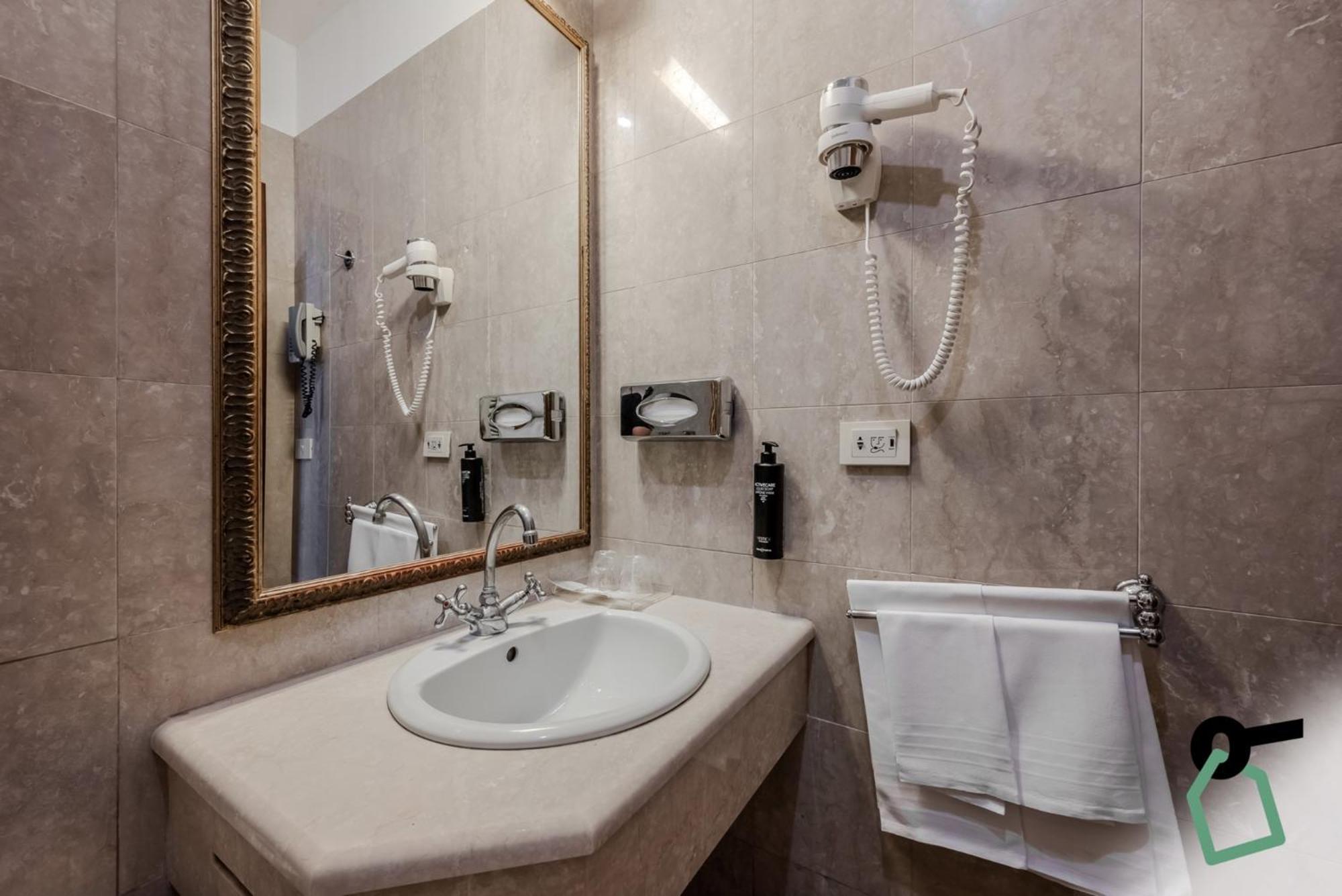 Hotel Hotiday Collection - Santa Lucia 4*