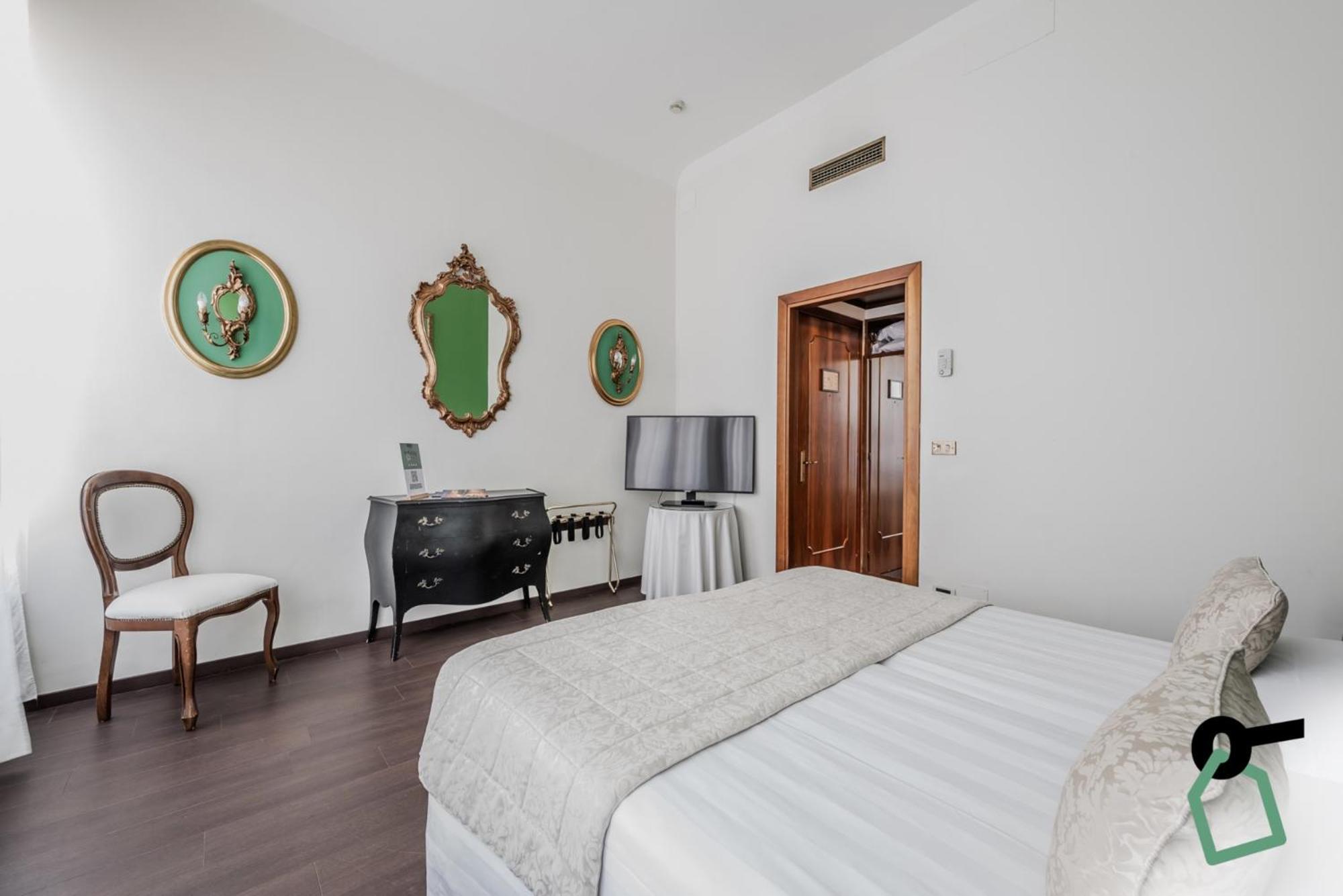 Hotiday Collection - Santa Lucia 4* Veneza