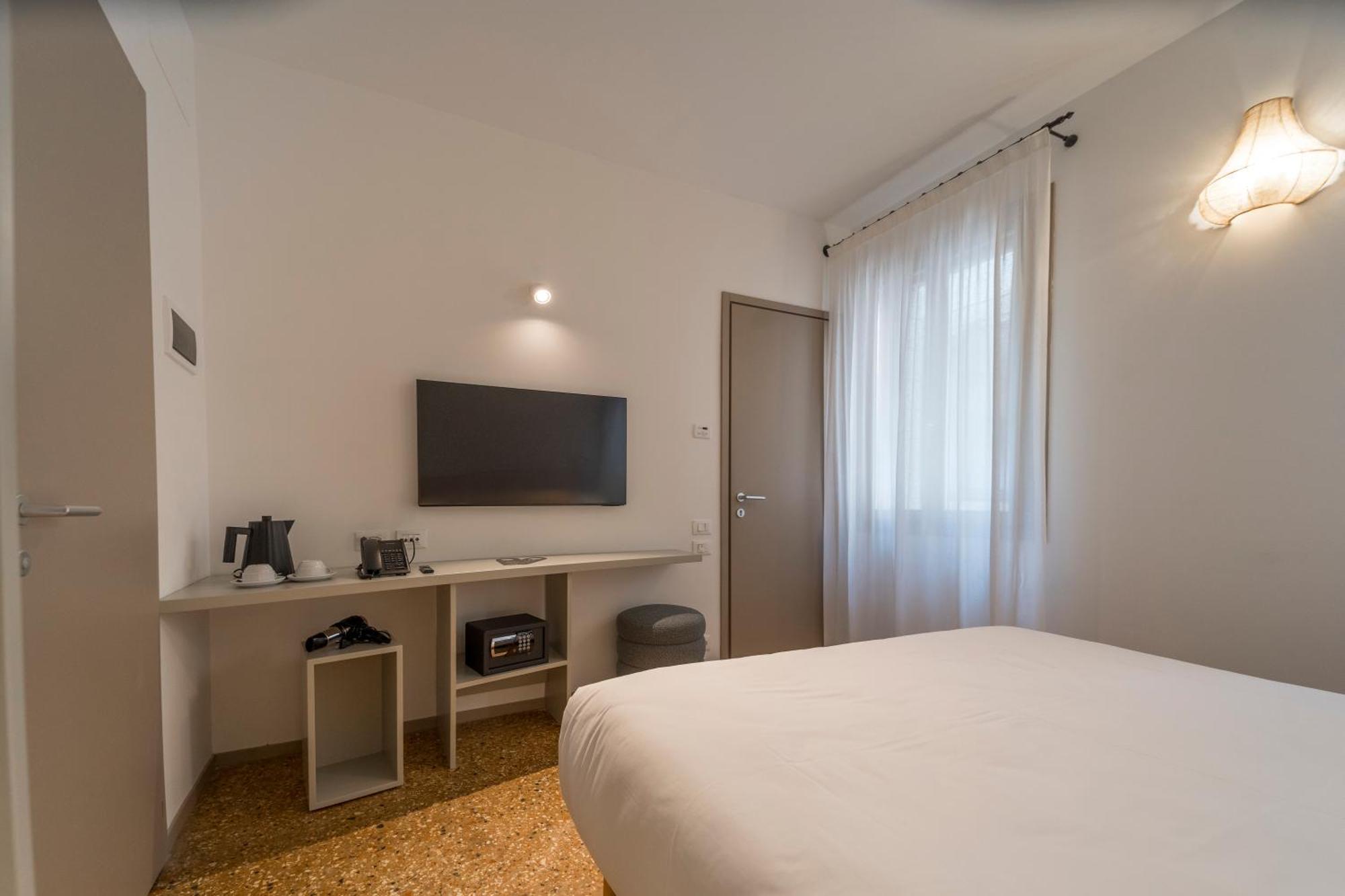 Ca' La Stampa Guest house *