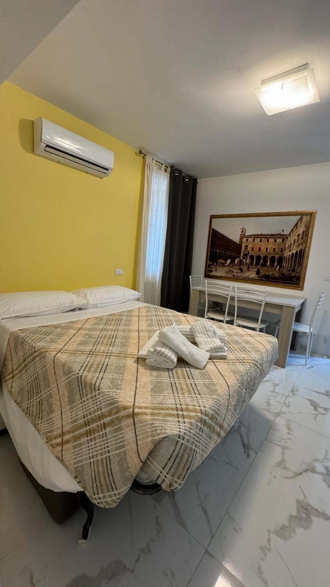 Calle De Le Pazienze Apartment Venice