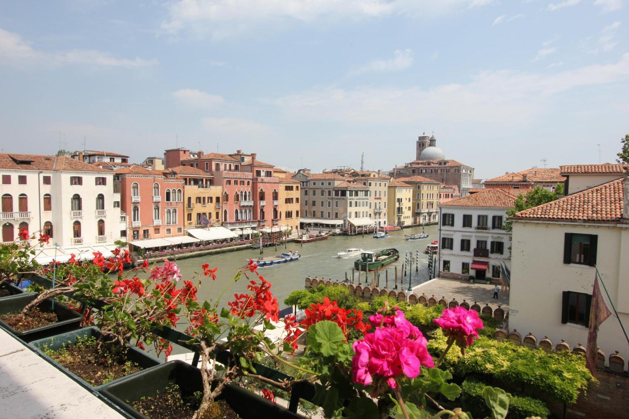 Grand Canal Terrace Palace Apartment *