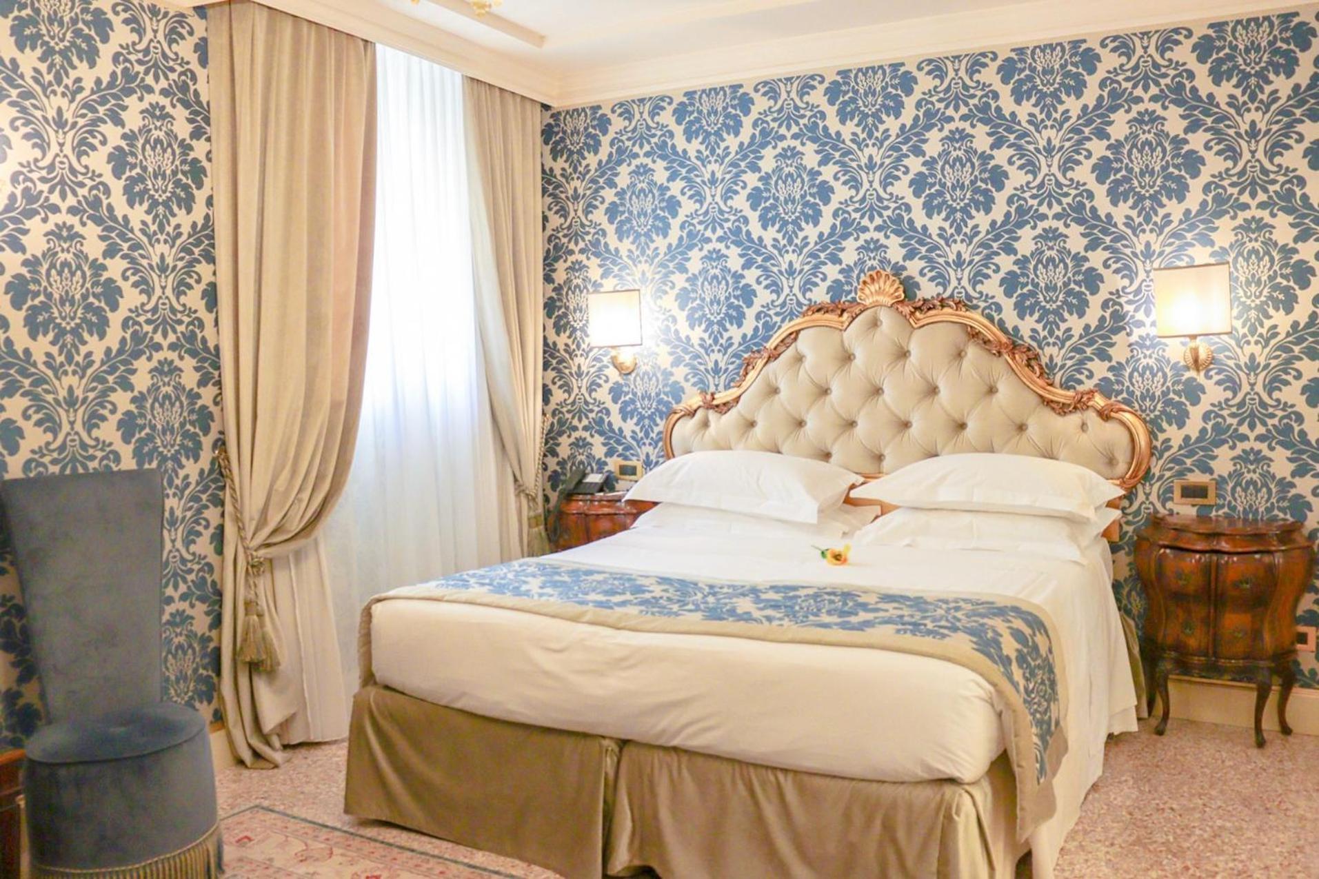 Hotel Ai Cavalieri Di 4*