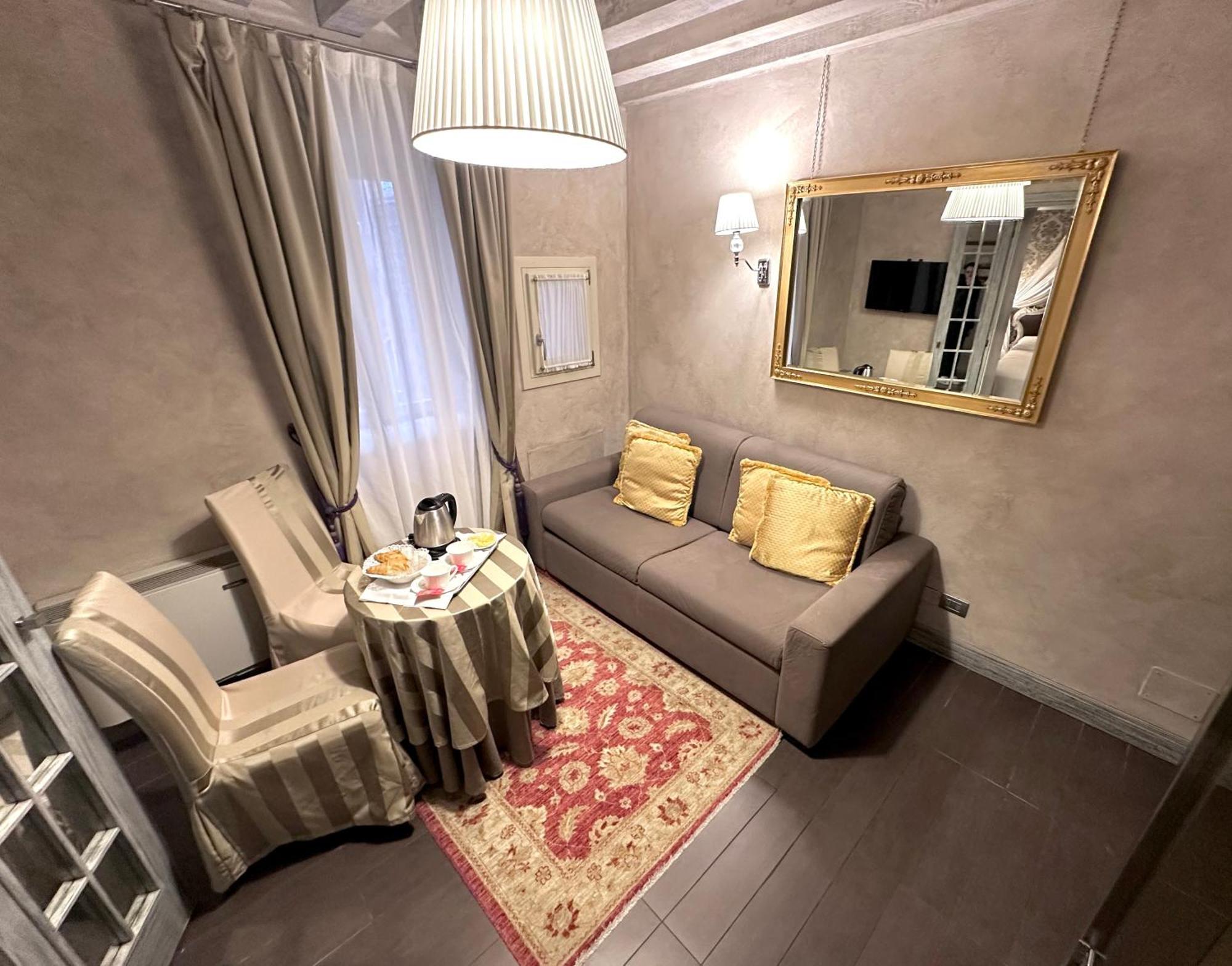 Antiche Figure Hotel