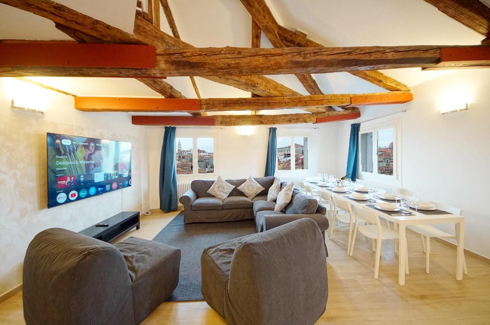 Calle De Le Tre Crose Apartment *