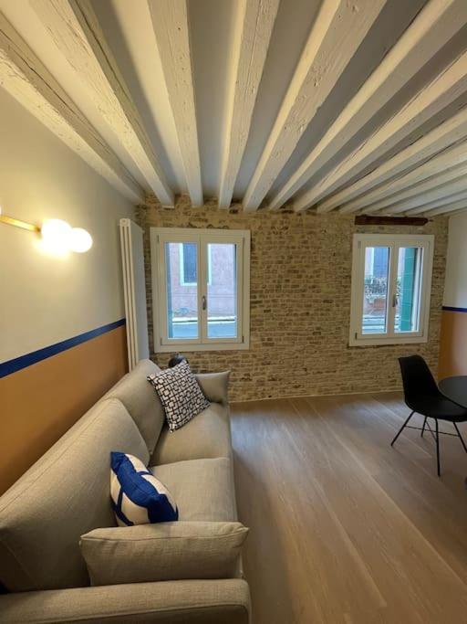 Cozy Near Biennale *