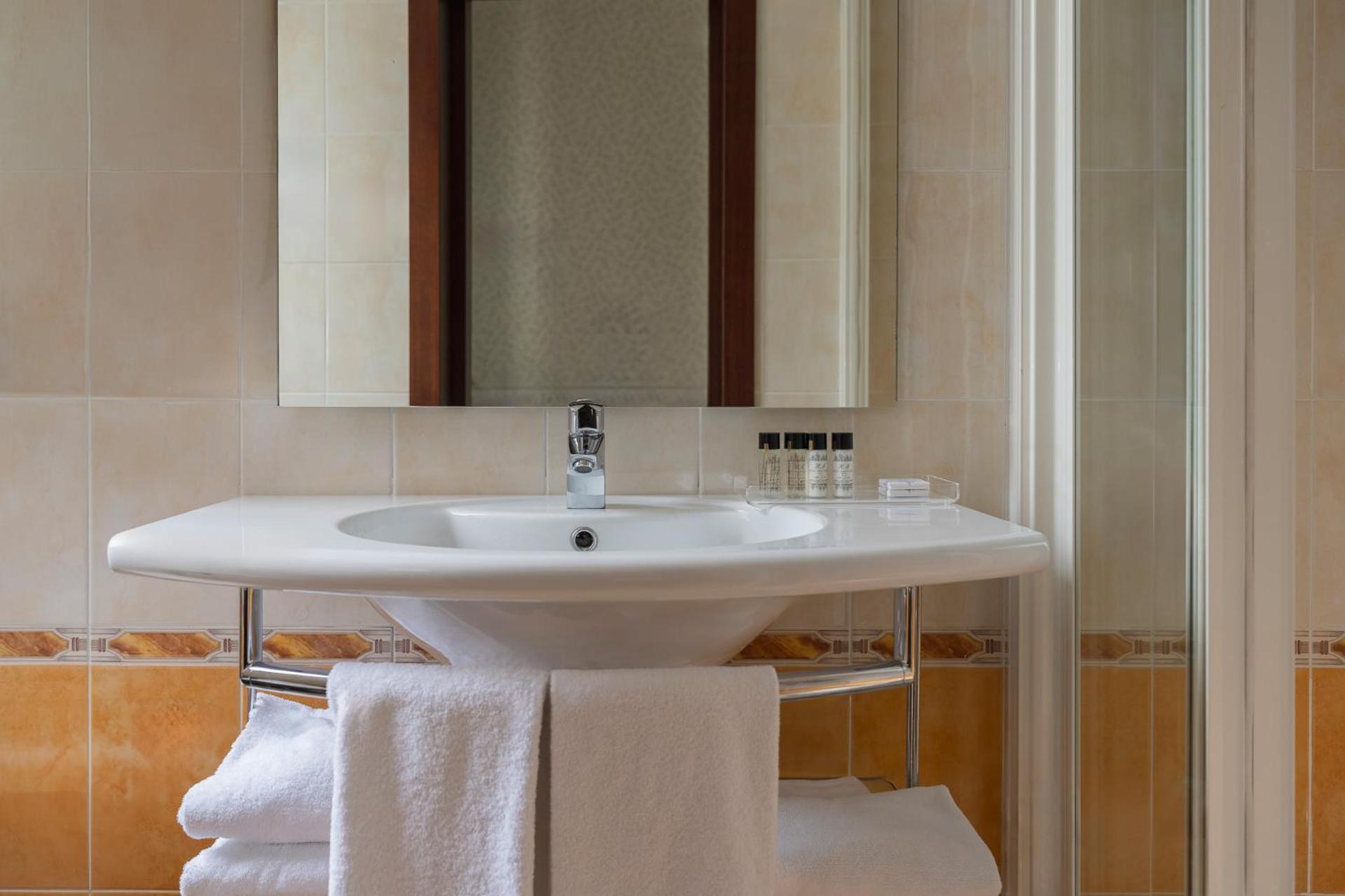 Hotel Montecarlo 3*