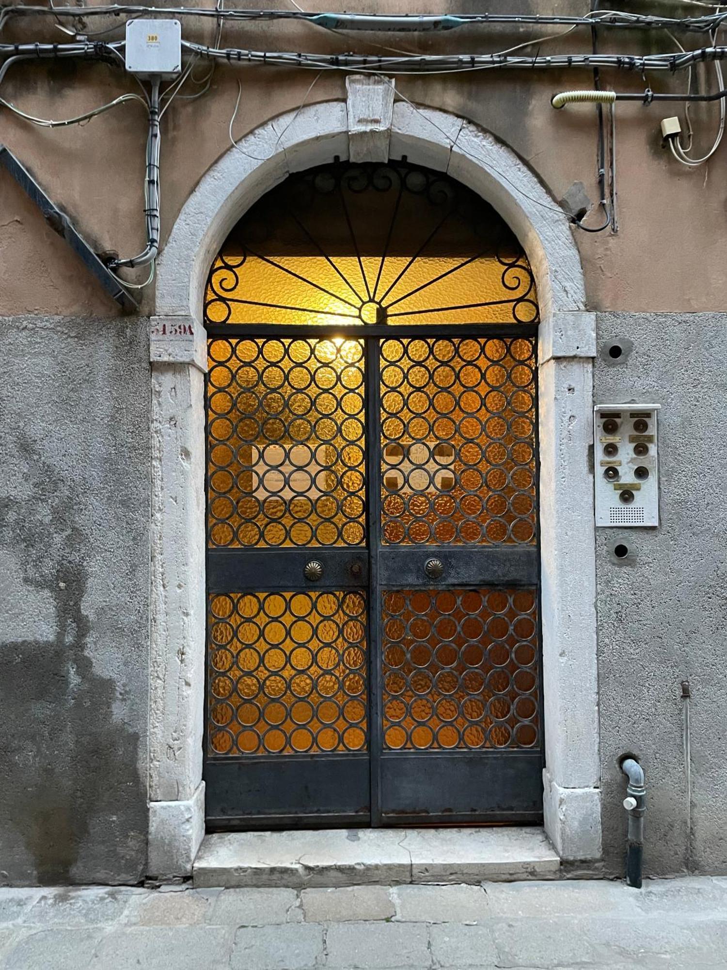 Ca Sambughe - In The Heart Of Veneza