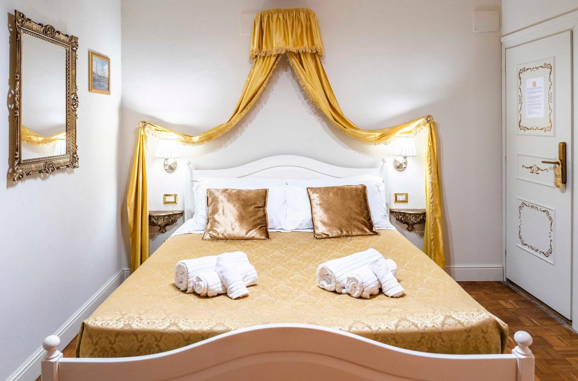 Palazzo Titti Rialto Guest house *