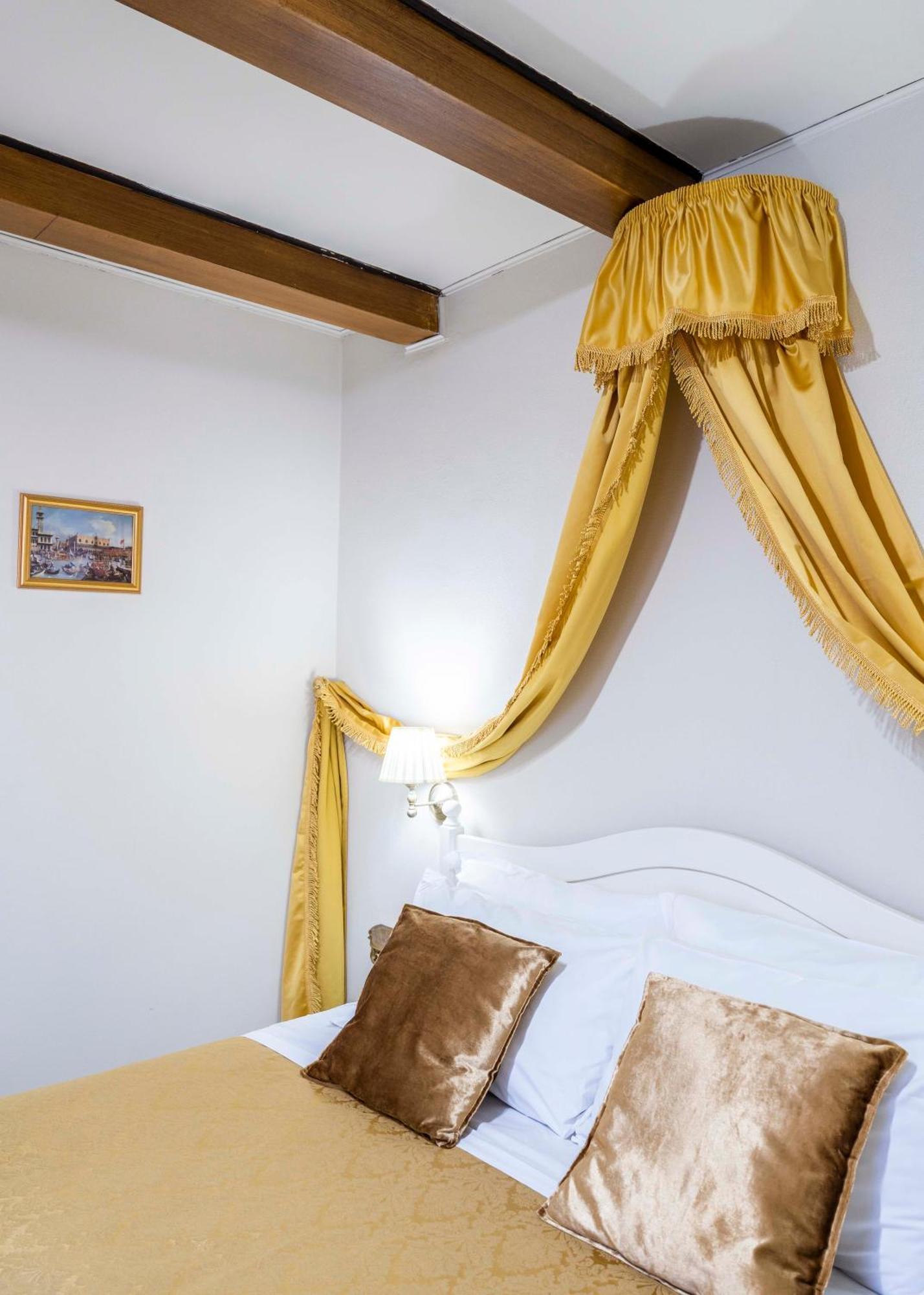 Palazzo Titti Rialto Guest house Venice