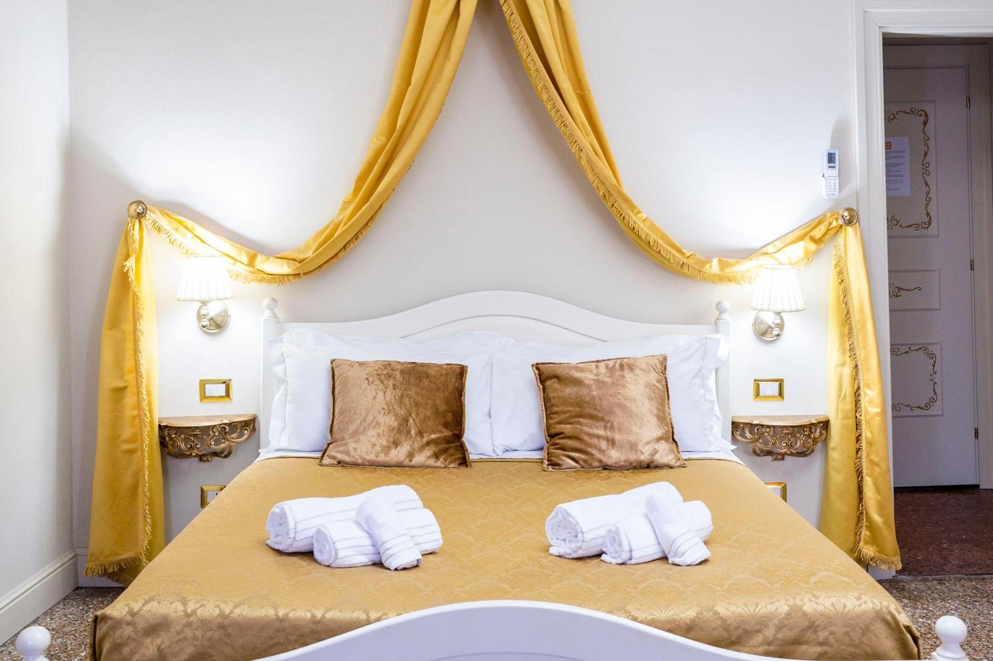Palazzo Titti Rialto Guest house