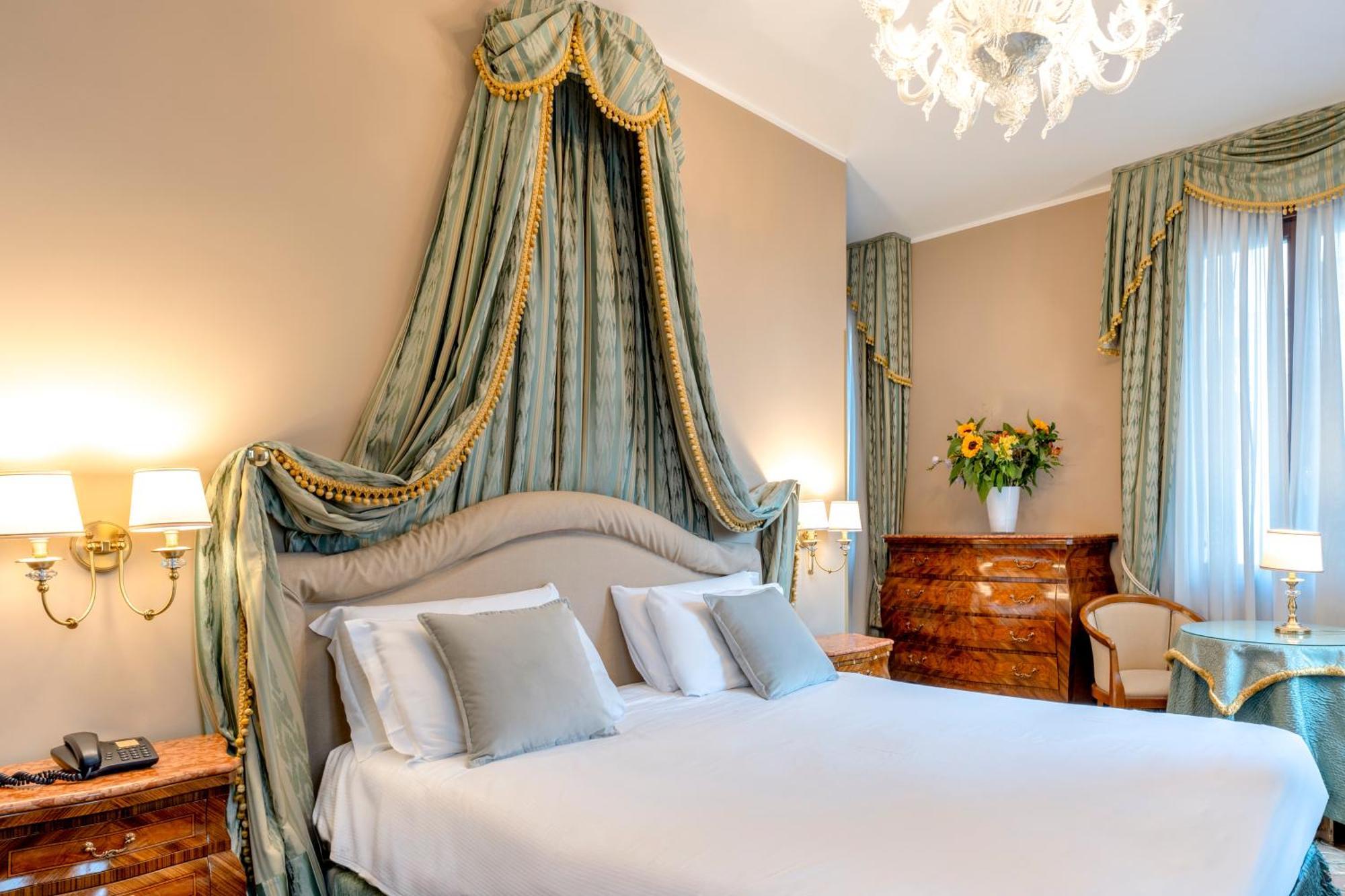 Hotel Al Ponte Dei Sospiri