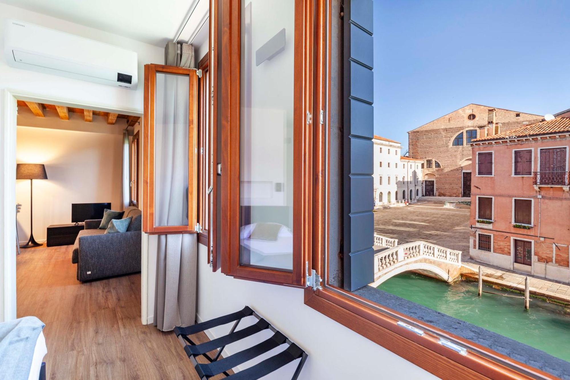 San Lorenzo 5054 Venice