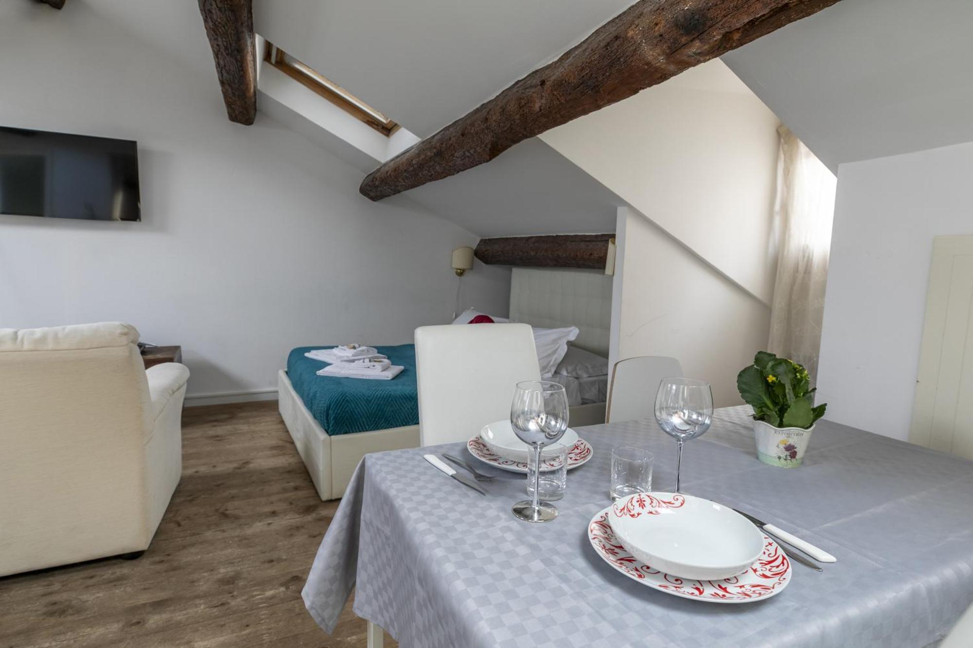 Lovely Attic For 4 Person With Wifi - A/c Venice