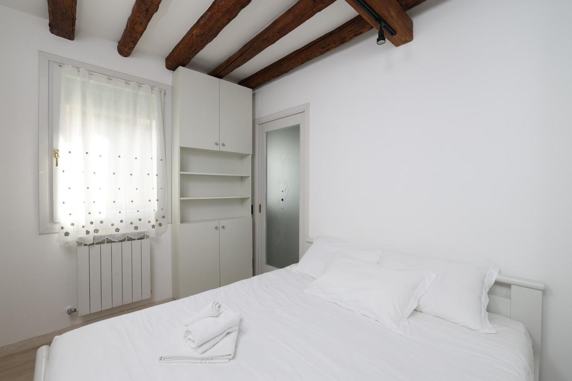 Apartment Elegant In Biennale By Bricola *
