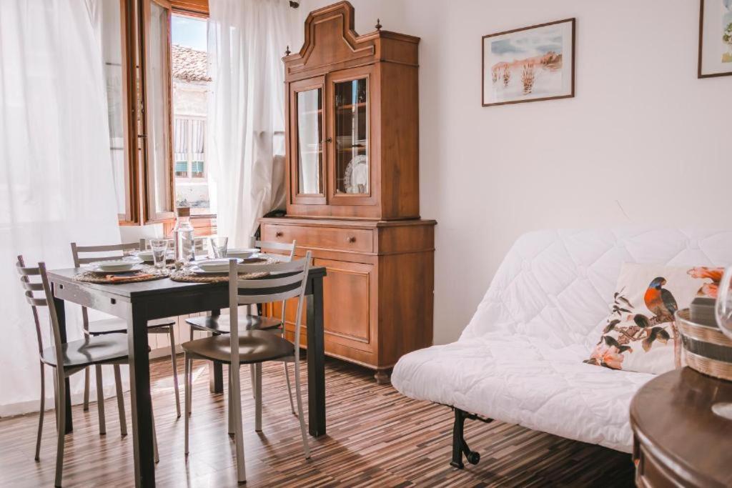 Apartment Elegant In Biennale By Bricola *