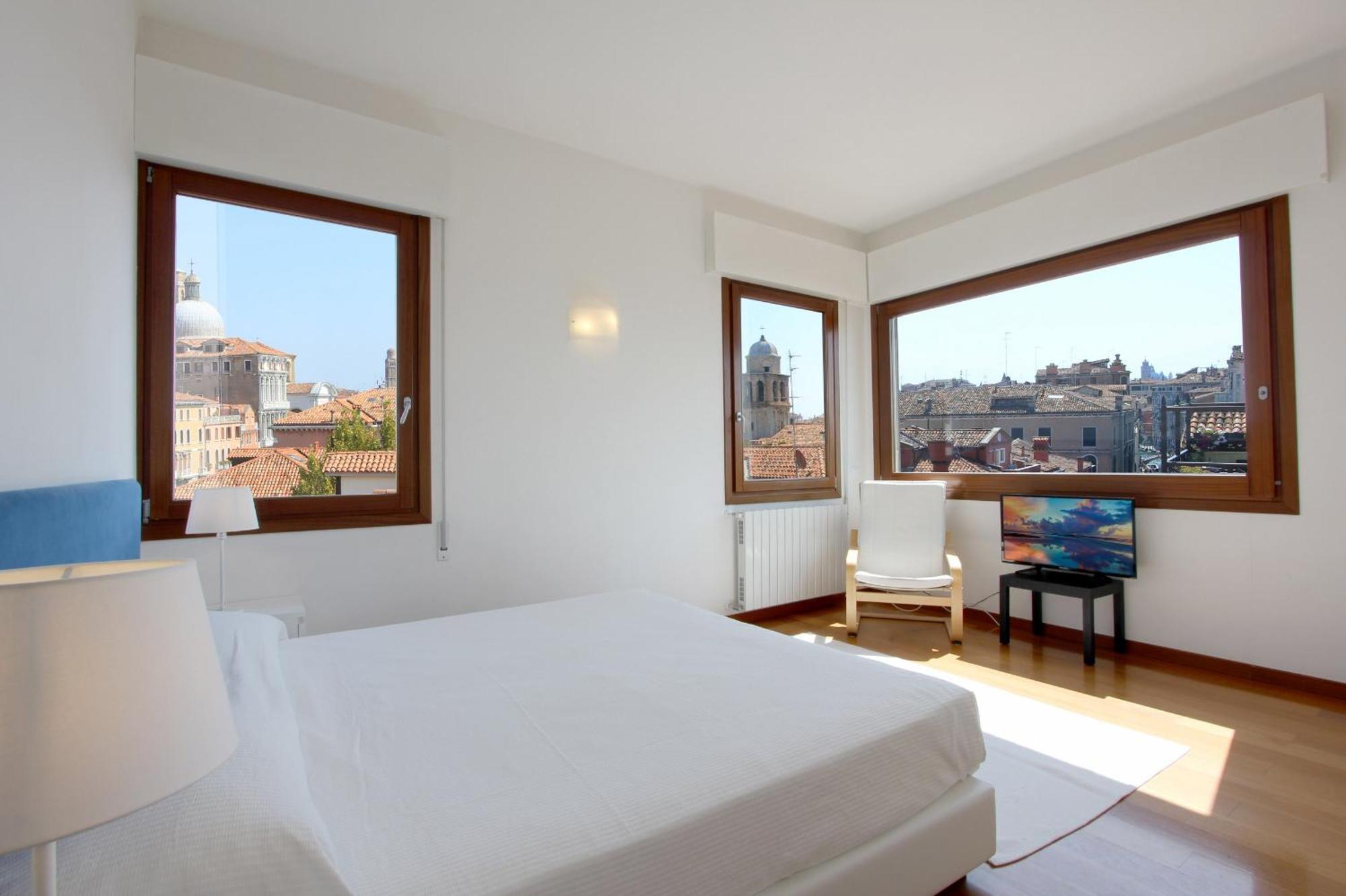 Grand Canal Terrace Palace Apartment *