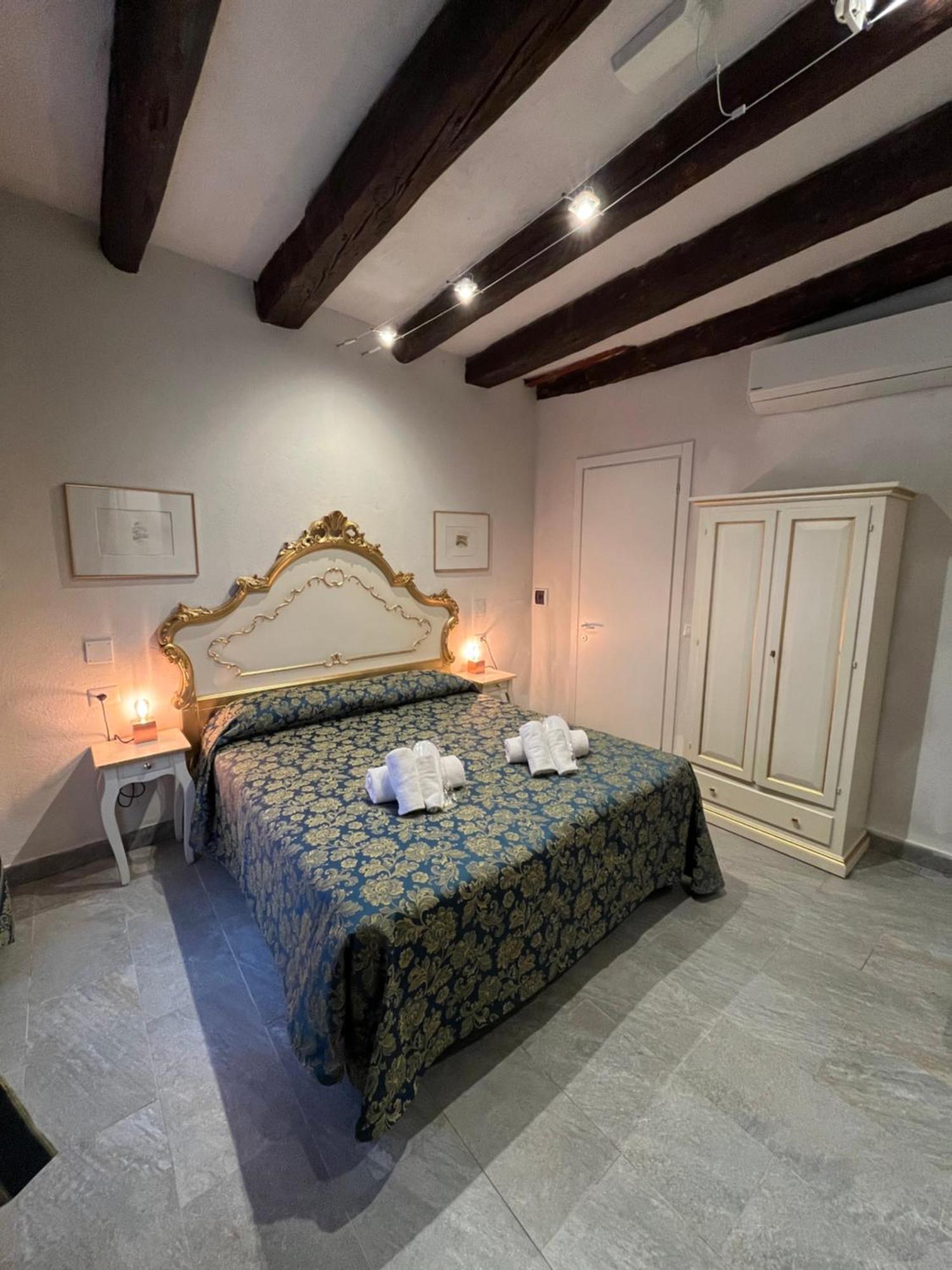 Ca'paradiso Guest house