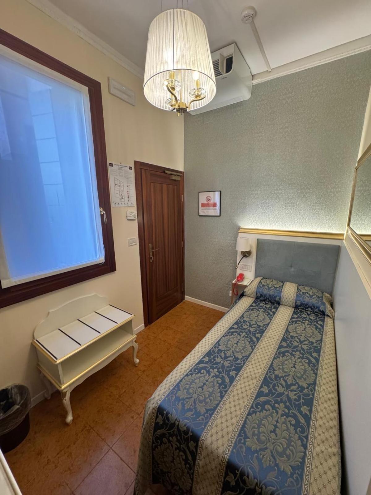 Hotel Tivoli Venice