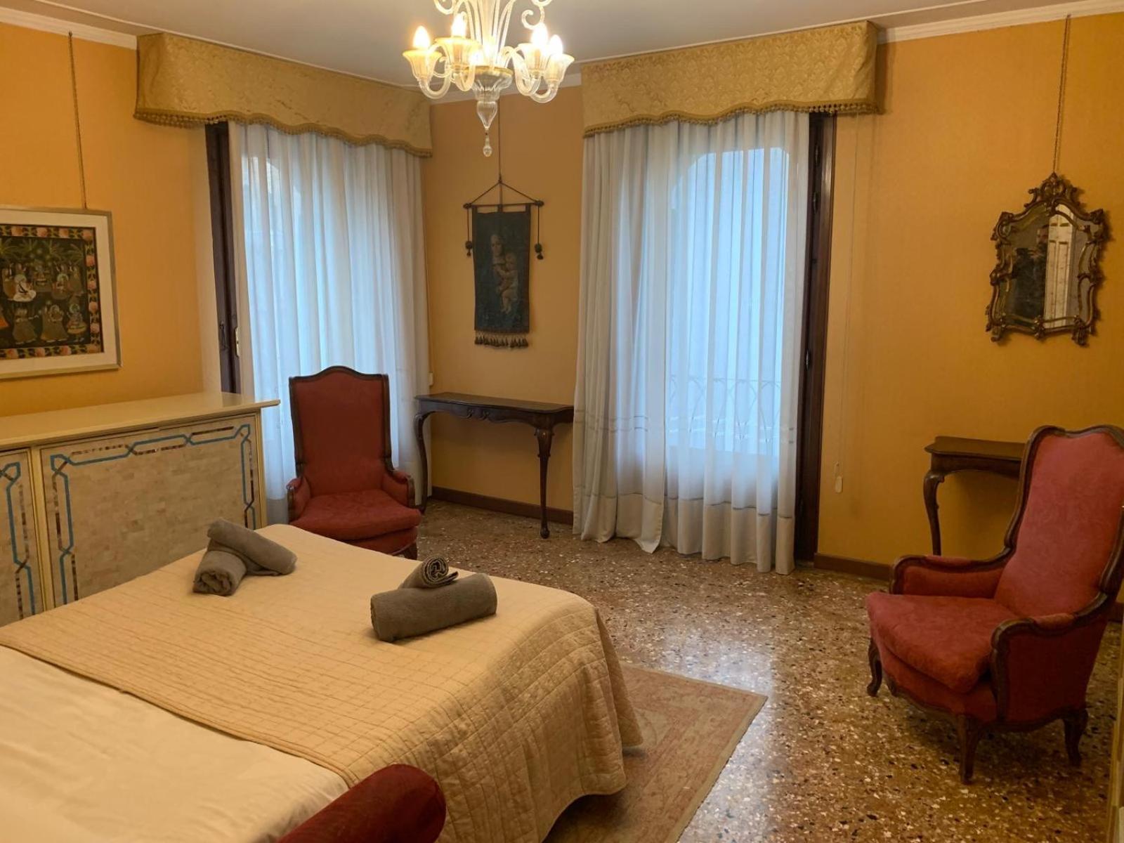 San Firmino Canal View Bed & Breakfast 2*